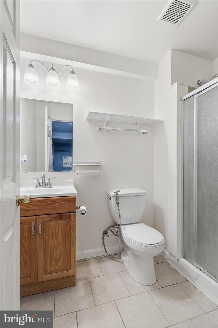 7967 WILLIAM AUGUSTUS CT, LORTON, Virginia 22079, 5 Bedrooms Bedrooms, ,3 BathroomsBathrooms,Residential,For sale,7967 WILLIAM AUGUSTUS CT,VAFX2284178 MLS # VAFX2284178