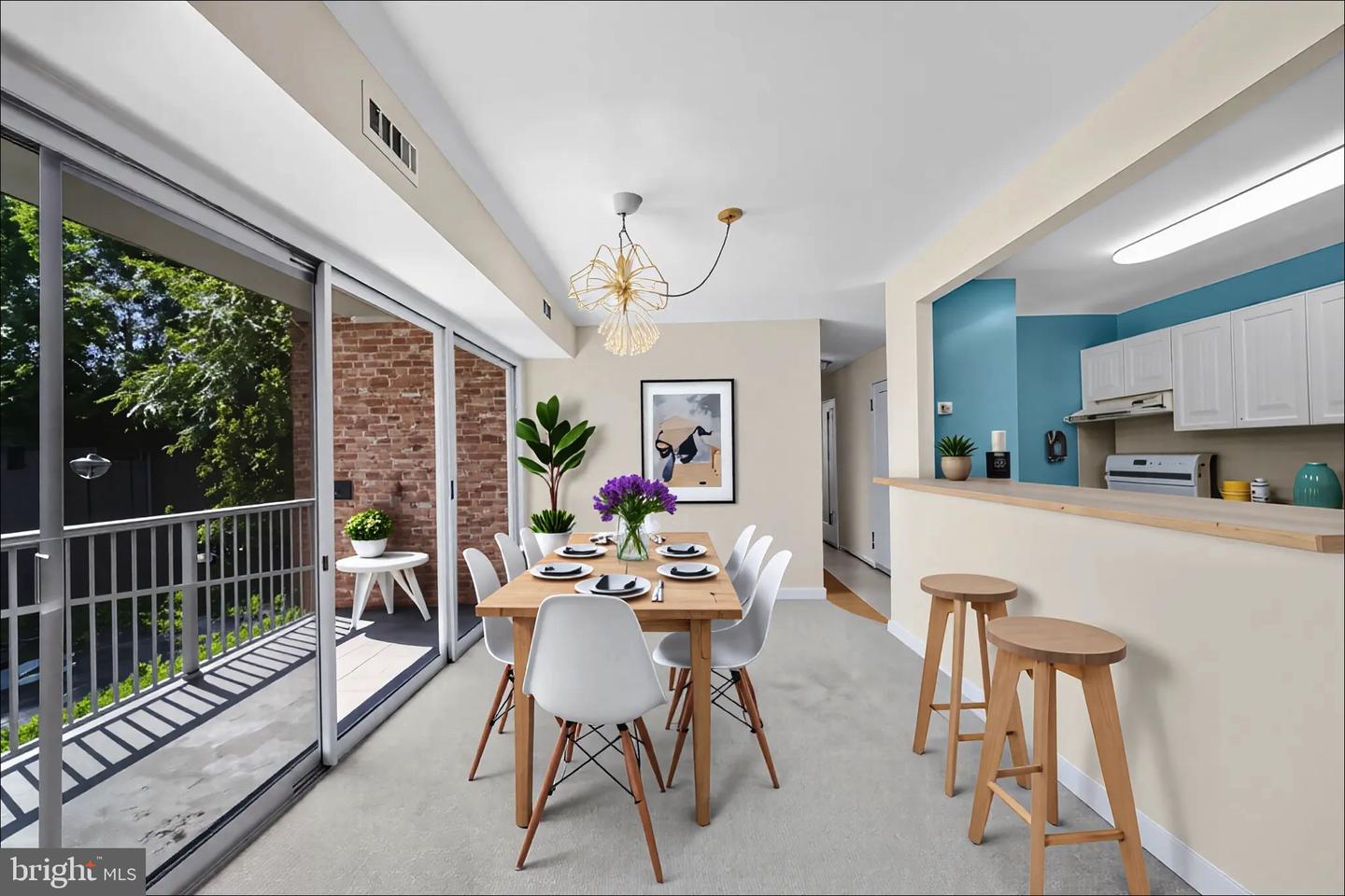 8002 CHANUTE PL #8, FALLS CHURCH, Virginia 22042, 3 Bedrooms Bedrooms, ,1 BathroomBathrooms,Residential,For sale,8002 CHANUTE PL #8,VAFX2284344 MLS # VAFX2284344