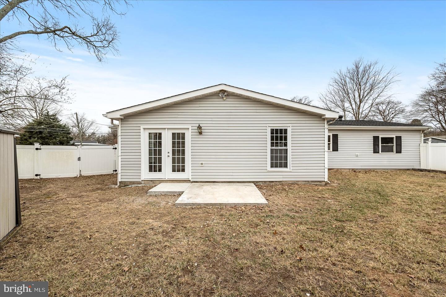 7931 RUSSELL RD, ALEXANDRIA, Virginia 22309, 3 Bedrooms Bedrooms, ,2 BathroomsBathrooms,Residential,For sale,7931 RUSSELL RD,VAFX2284380 MLS # VAFX2284380