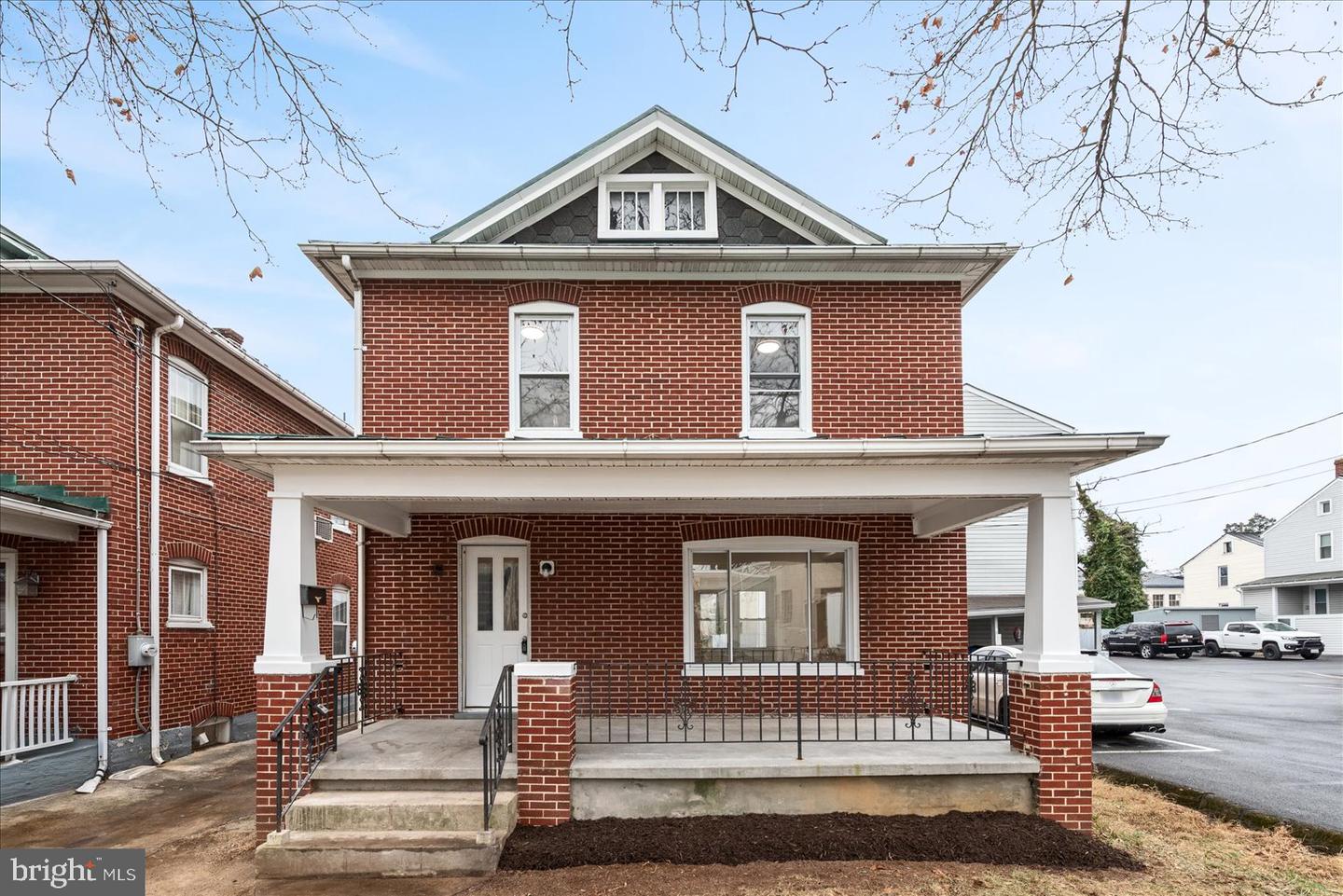 21 W PALL MALL ST, WINCHESTER, Virginia 22601, 4 Bedrooms Bedrooms, ,2 BathroomsBathrooms,Residential,For sale,21 W PALL MALL ST,VAWI2009682 MLS # VAWI2009682