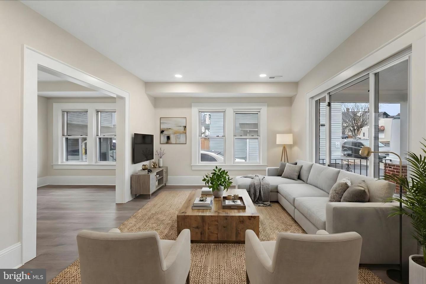 21 W PALL MALL ST, WINCHESTER, Virginia 22601, 4 Bedrooms Bedrooms, ,2 BathroomsBathrooms,Residential,For sale,21 W PALL MALL ST,VAWI2009682 MLS # VAWI2009682