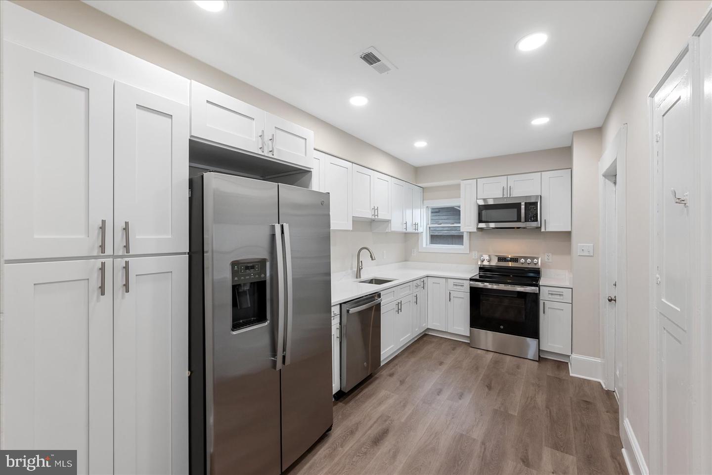 21 W PALL MALL ST, WINCHESTER, Virginia 22601, 4 Bedrooms Bedrooms, ,2 BathroomsBathrooms,Residential,For sale,21 W PALL MALL ST,VAWI2009682 MLS # VAWI2009682