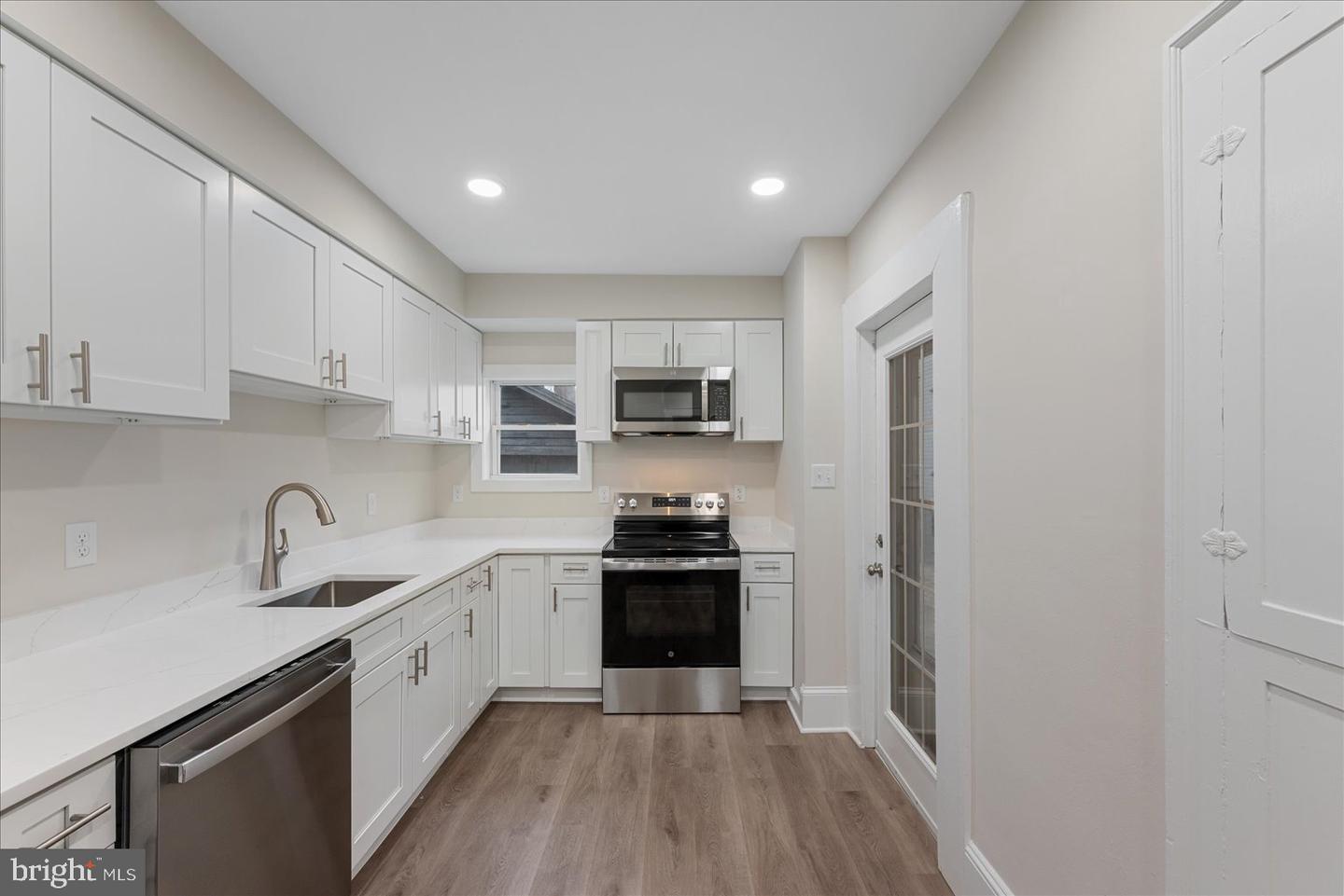 21 W PALL MALL ST, WINCHESTER, Virginia 22601, 4 Bedrooms Bedrooms, ,2 BathroomsBathrooms,Residential,For sale,21 W PALL MALL ST,VAWI2009682 MLS # VAWI2009682