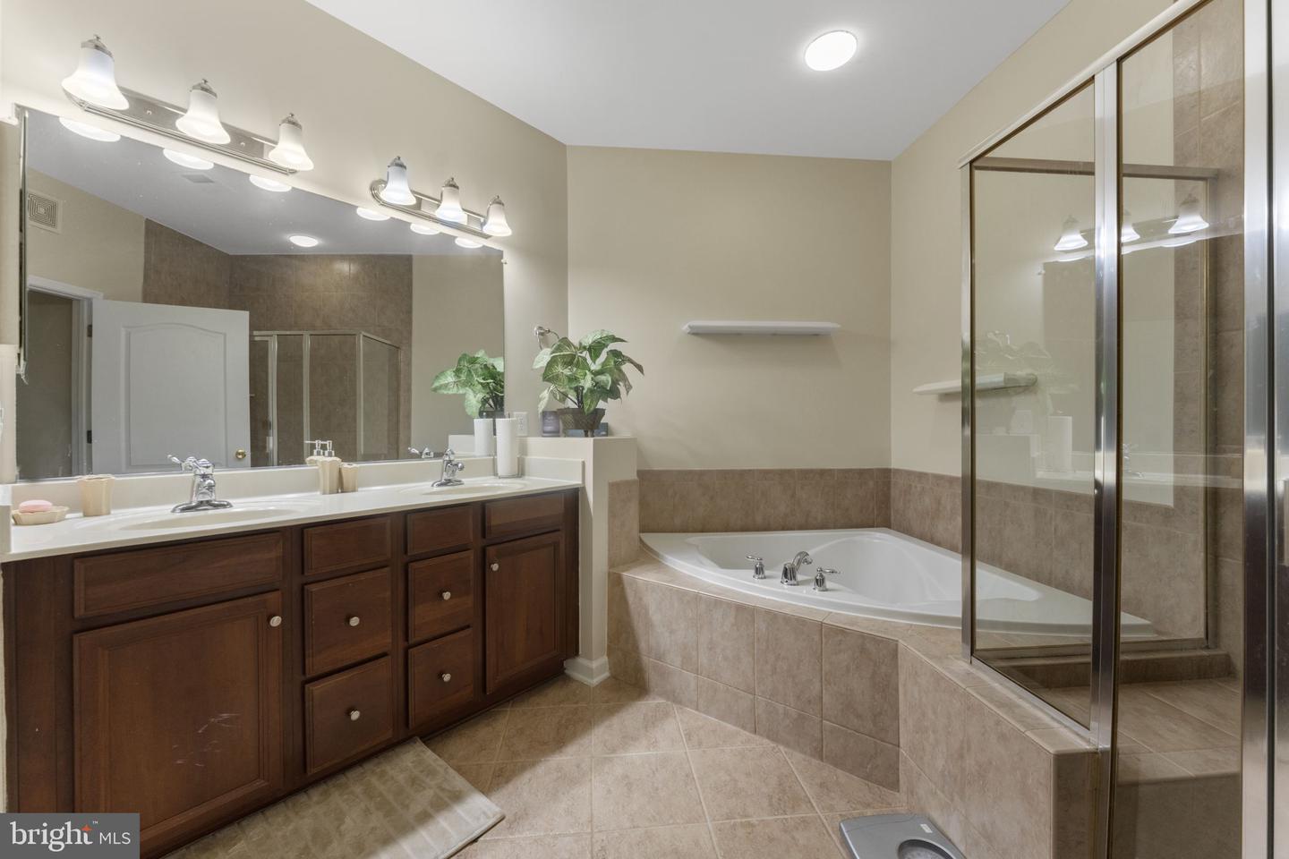 9713 HANDERSON PL #UNIT 104, MANASSAS PARK, Virginia 20111, 2 Bedrooms Bedrooms, ,2 BathroomsBathrooms,Residential,For sale,9713 HANDERSON PL #UNIT 104,VAMP2003578 MLS # VAMP2003578 9713 HANDERSON PL #UNIT 104, MANASSAS PARK, Virginia 20111, 2 Bedrooms Bedrooms, ,2 BathroomsBathrooms,Residential,For sale,9713 HANDERSON PL #UNIT 104,VAMP2003578 MLS # VAMP2003578