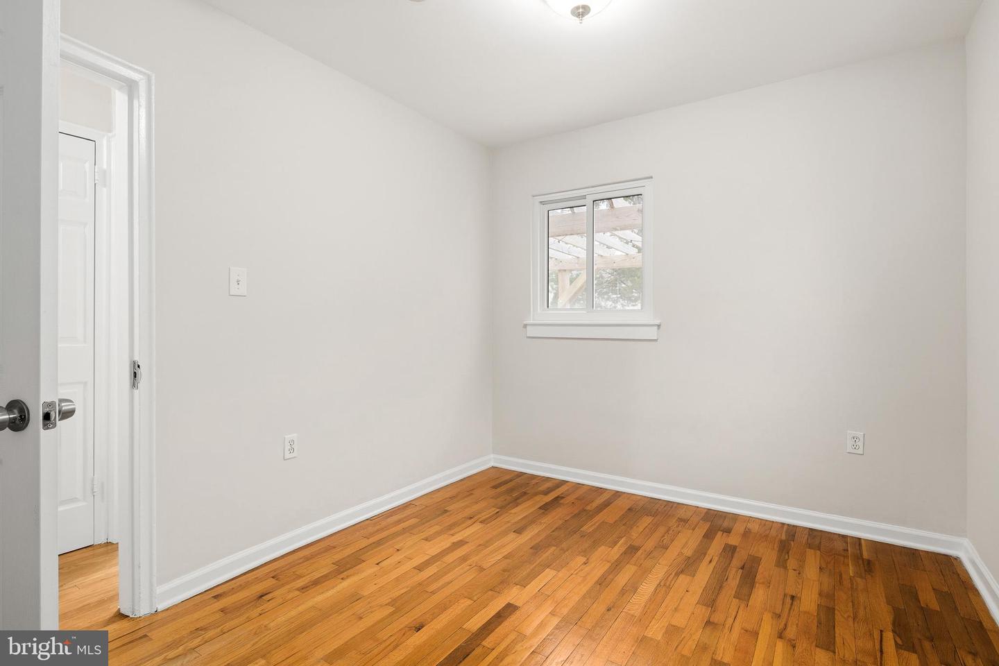 7231 TYLER AVE, FALLS CHURCH, Virginia 22042, 4 Bedrooms Bedrooms, ,3 BathroomsBathrooms,Residential,For sale,7231 TYLER AVE,VAFX2284502 MLS # VAFX2284502 7231 TYLER AVE, FALLS CHURCH, Virginia 22042, 4 Bedrooms Bedrooms, ,3 BathroomsBathrooms,Residential,For sale,7231 TYLER AVE,VAFX2284502 MLS # VAFX2284502