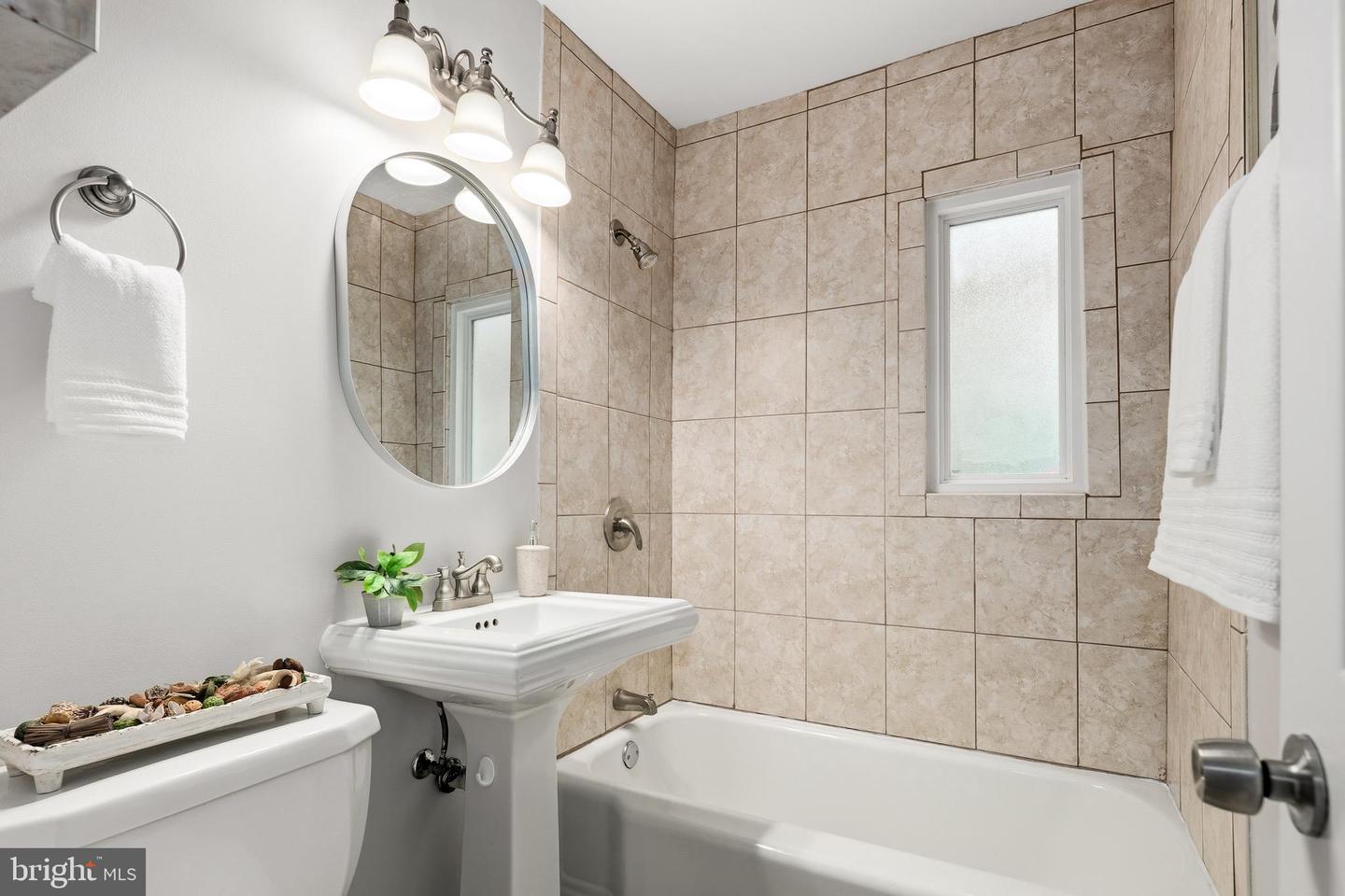 7231 TYLER AVE, FALLS CHURCH, Virginia 22042, 4 Bedrooms Bedrooms, ,3 BathroomsBathrooms,Residential,For sale,7231 TYLER AVE,VAFX2284502 MLS # VAFX2284502 7231 TYLER AVE, FALLS CHURCH, Virginia 22042, 4 Bedrooms Bedrooms, ,3 BathroomsBathrooms,Residential,For sale,7231 TYLER AVE,VAFX2284502 MLS # VAFX2284502