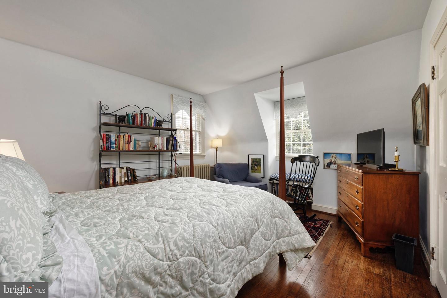 6122 WOODMONT RD, ALEXANDRIA, Virginia 22307, 3 Bedrooms Bedrooms, ,2 BathroomsBathrooms,Residential,For sale,6122 WOODMONT RD,VAFX2284654 MLS # VAFX2284654 6122 WOODMONT RD, ALEXANDRIA, Virginia 22307, 3 Bedrooms Bedrooms, ,2 BathroomsBathrooms,Residential,For sale,6122 WOODMONT RD,VAFX2284654 MLS # VAFX2284654