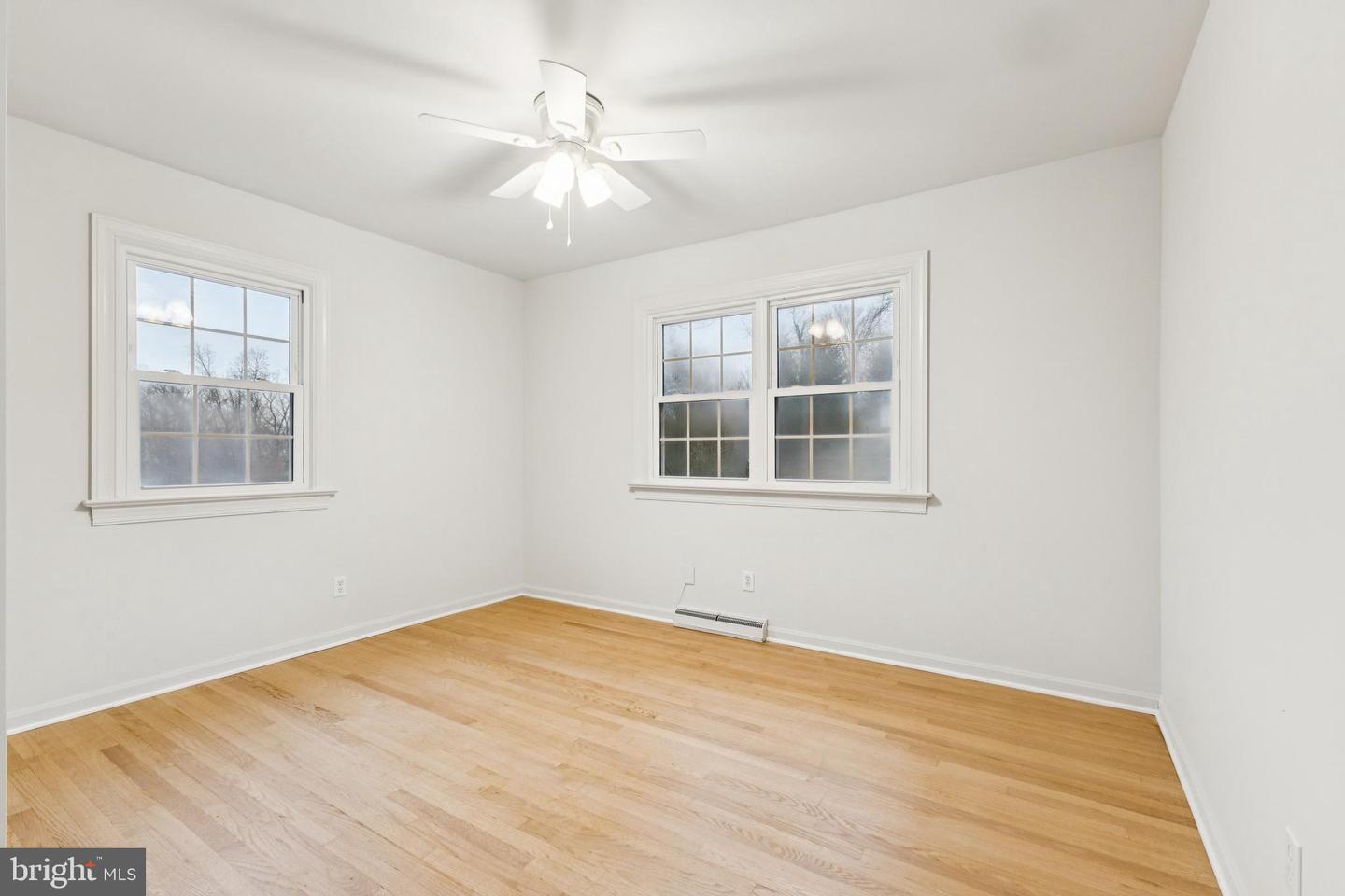 28 RIDGEMORE CIR, FREDERICKSBURG, Virginia 22405, 3 Bedrooms Bedrooms, ,3 BathroomsBathrooms,Residential,For sale,28 RIDGEMORE CIR,VAST2045088 MLS # VAST2045088