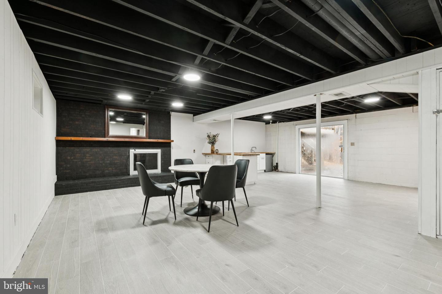 28 RIDGEMORE CIR, FREDERICKSBURG, Virginia 22405, 3 Bedrooms Bedrooms, ,3 BathroomsBathrooms,Residential,For sale,28 RIDGEMORE CIR,VAST2045088 MLS # VAST2045088