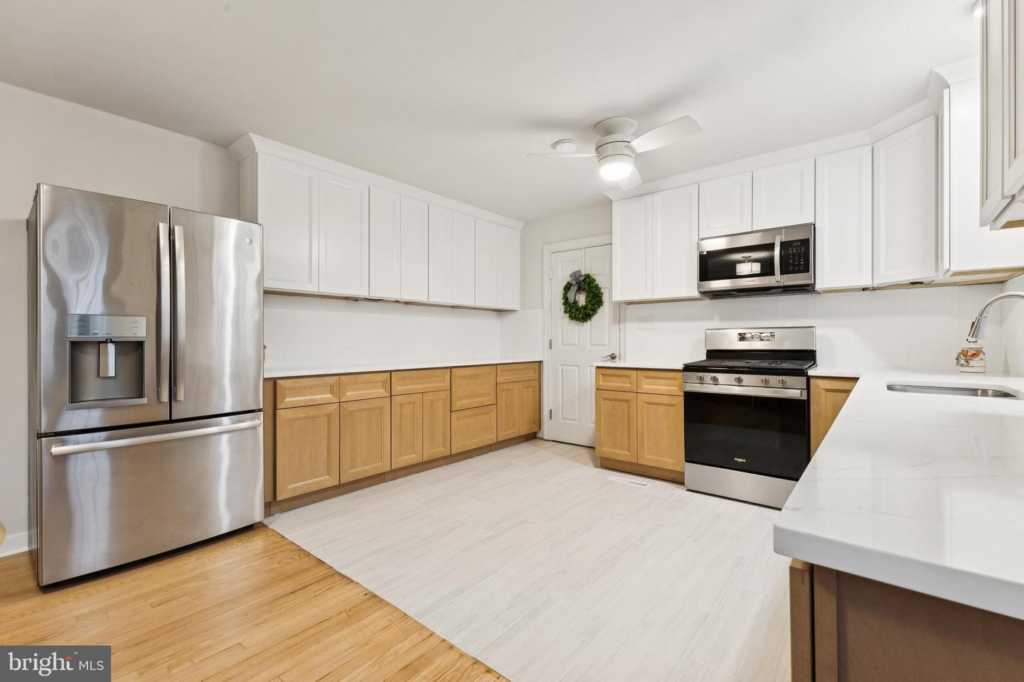 28 RIDGEMORE CIR, FREDERICKSBURG, Virginia 22405, 3 Bedrooms Bedrooms, ,3 BathroomsBathrooms,Residential,For sale,28 RIDGEMORE CIR,VAST2045088 MLS # VAST2045088