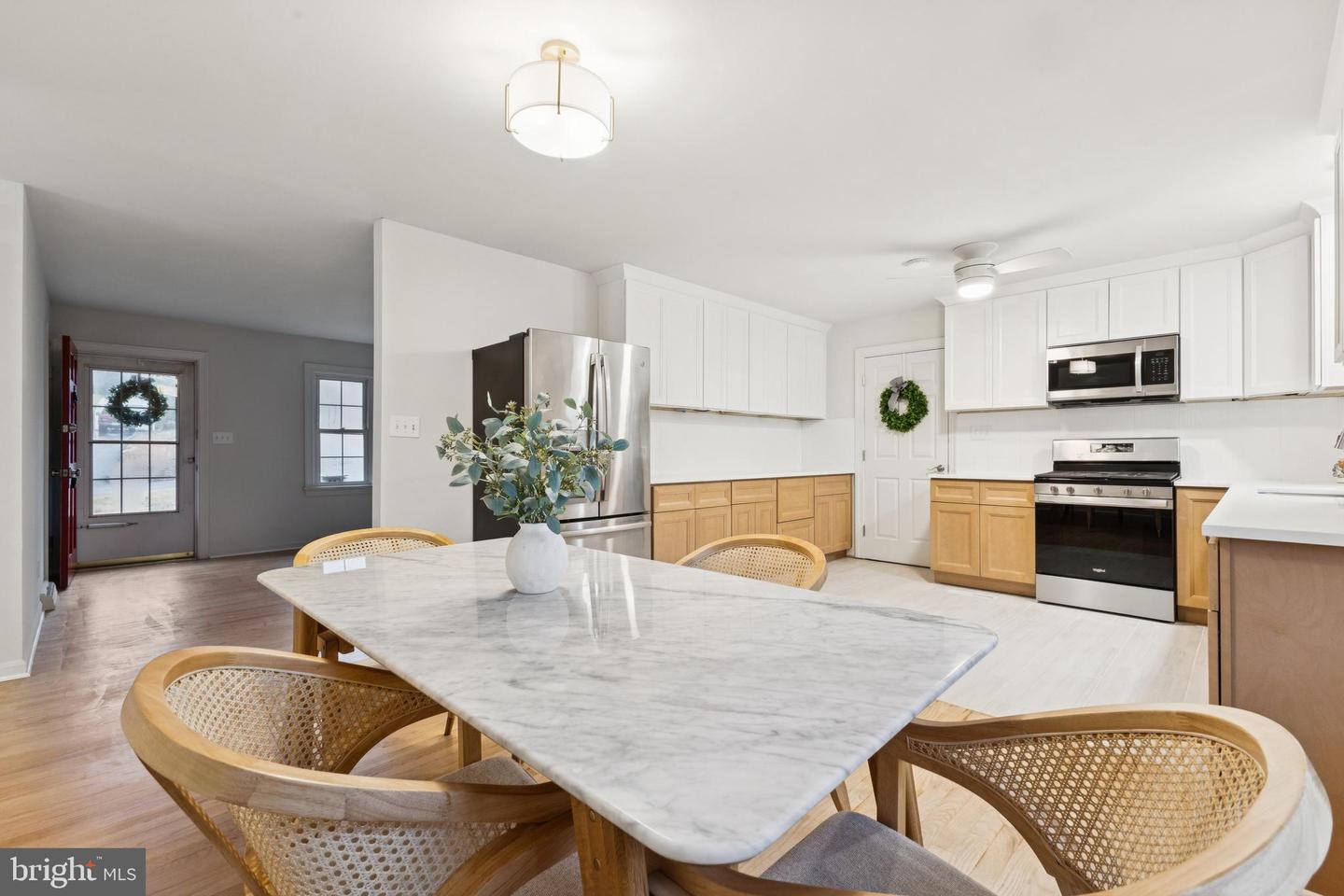 28 RIDGEMORE CIR, FREDERICKSBURG, Virginia 22405, 3 Bedrooms Bedrooms, ,3 BathroomsBathrooms,Residential,For sale,28 RIDGEMORE CIR,VAST2045088 MLS # VAST2045088