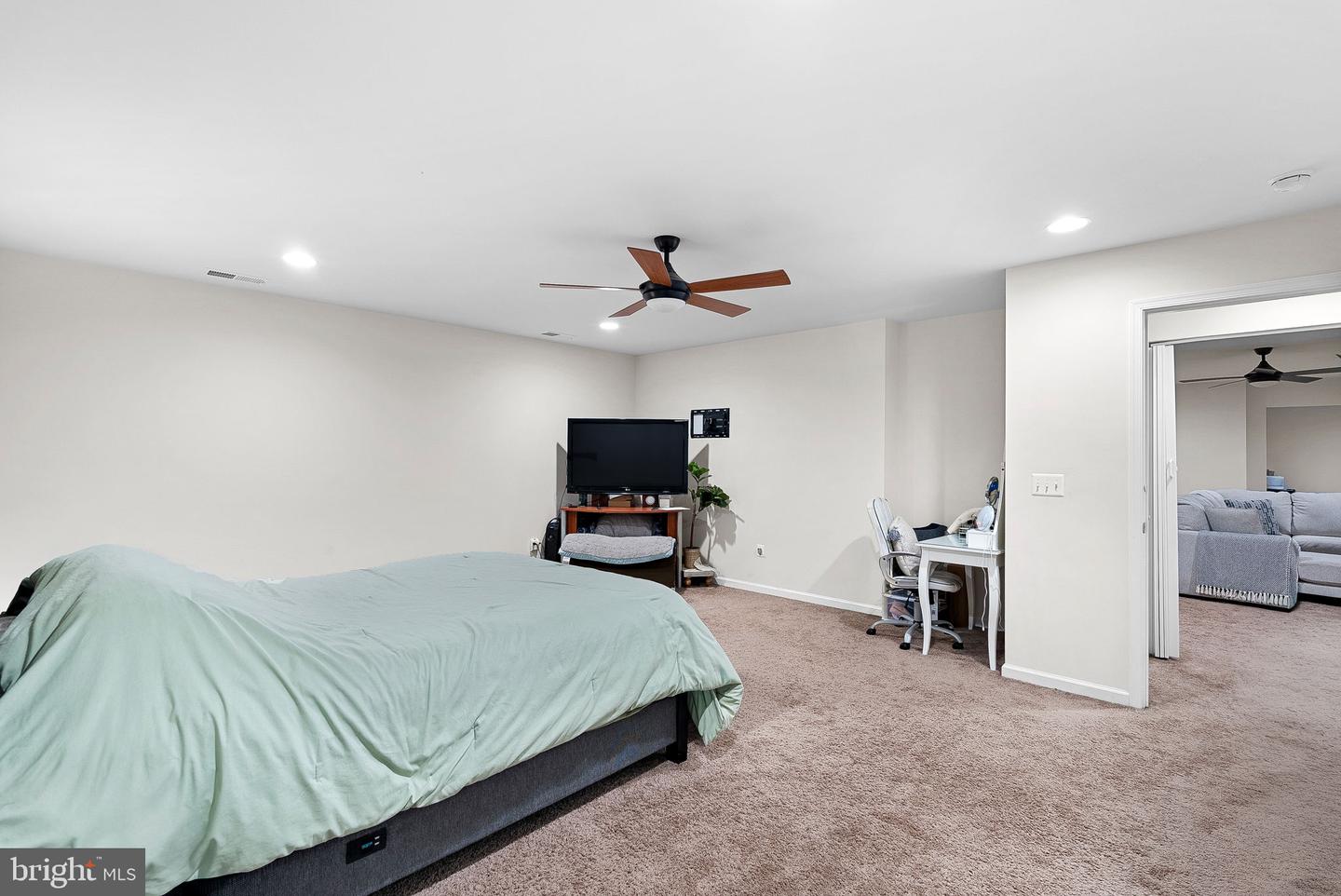 1010 THEMIS ST SE, LEESBURG, Virginia 20175, 6 Bedrooms Bedrooms, ,6 BathroomsBathrooms,Residential,For sale,1010 THEMIS ST SE,VALO2113586 MLS # VALO2113586