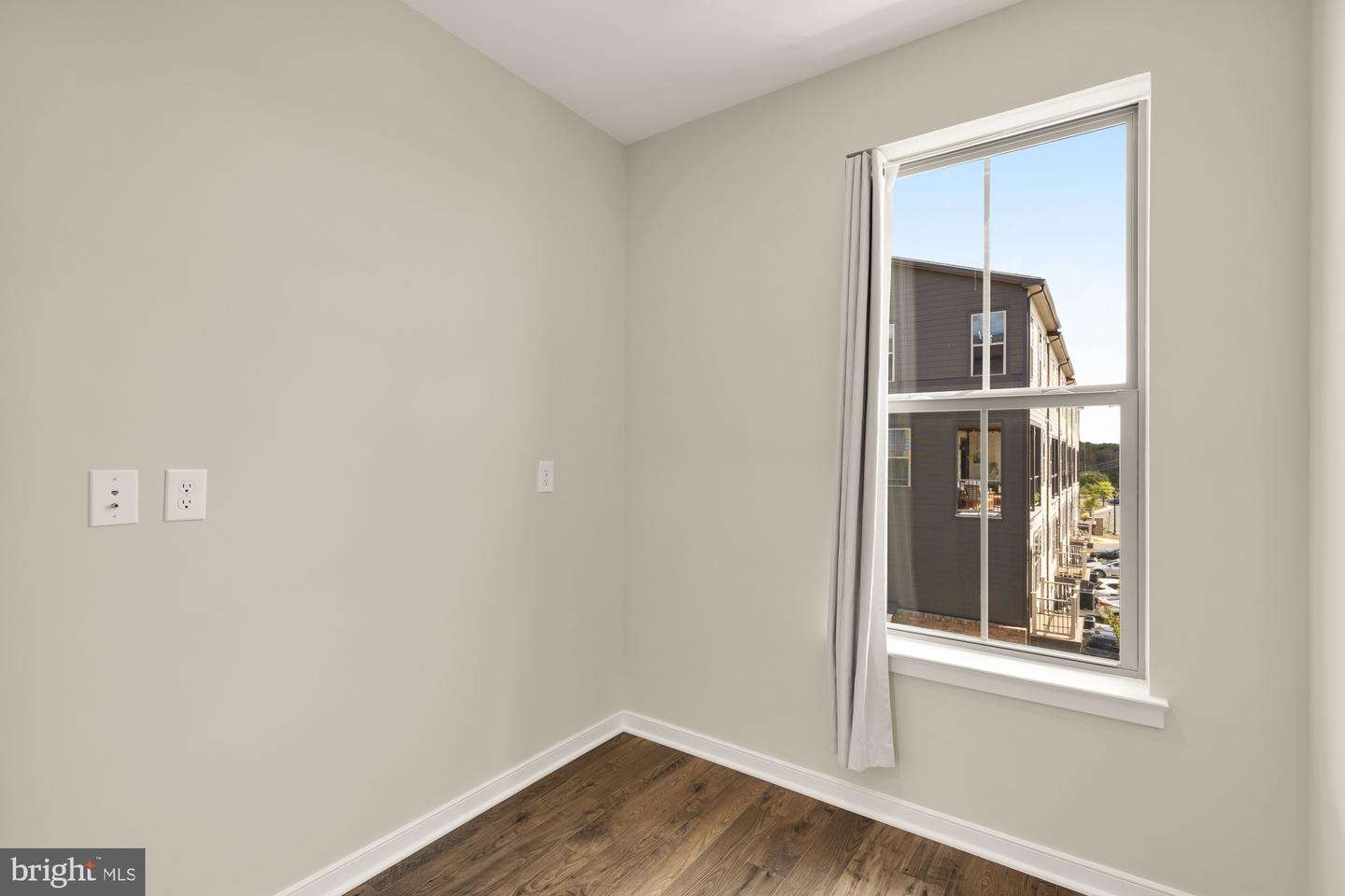 45950 RAVEN TER, STERLING, Virginia 20165, 3 Bedrooms Bedrooms, ,2 BathroomsBathrooms,Residential,For sale,45950 RAVEN TER,VALO2113594 MLS # VALO2113594