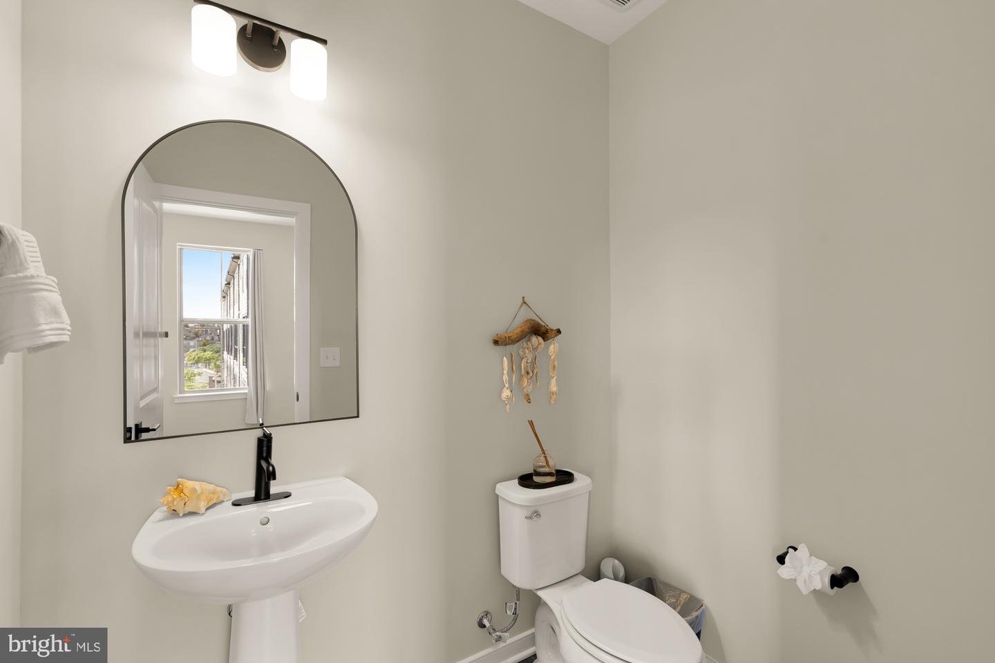 45950 RAVEN TER, STERLING, Virginia 20165, 3 Bedrooms Bedrooms, ,2 BathroomsBathrooms,Residential,For sale,45950 RAVEN TER,VALO2113594 MLS # VALO2113594