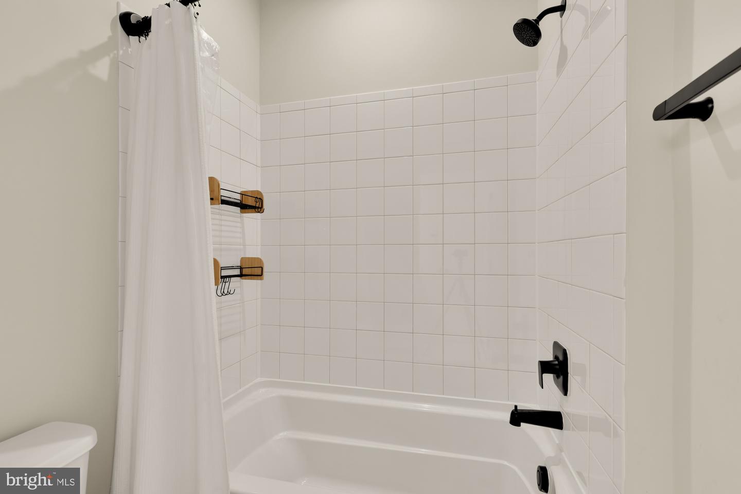 45950 RAVEN TER, STERLING, Virginia 20165, 3 Bedrooms Bedrooms, ,2 BathroomsBathrooms,Residential,For sale,45950 RAVEN TER,VALO2113594 MLS # VALO2113594