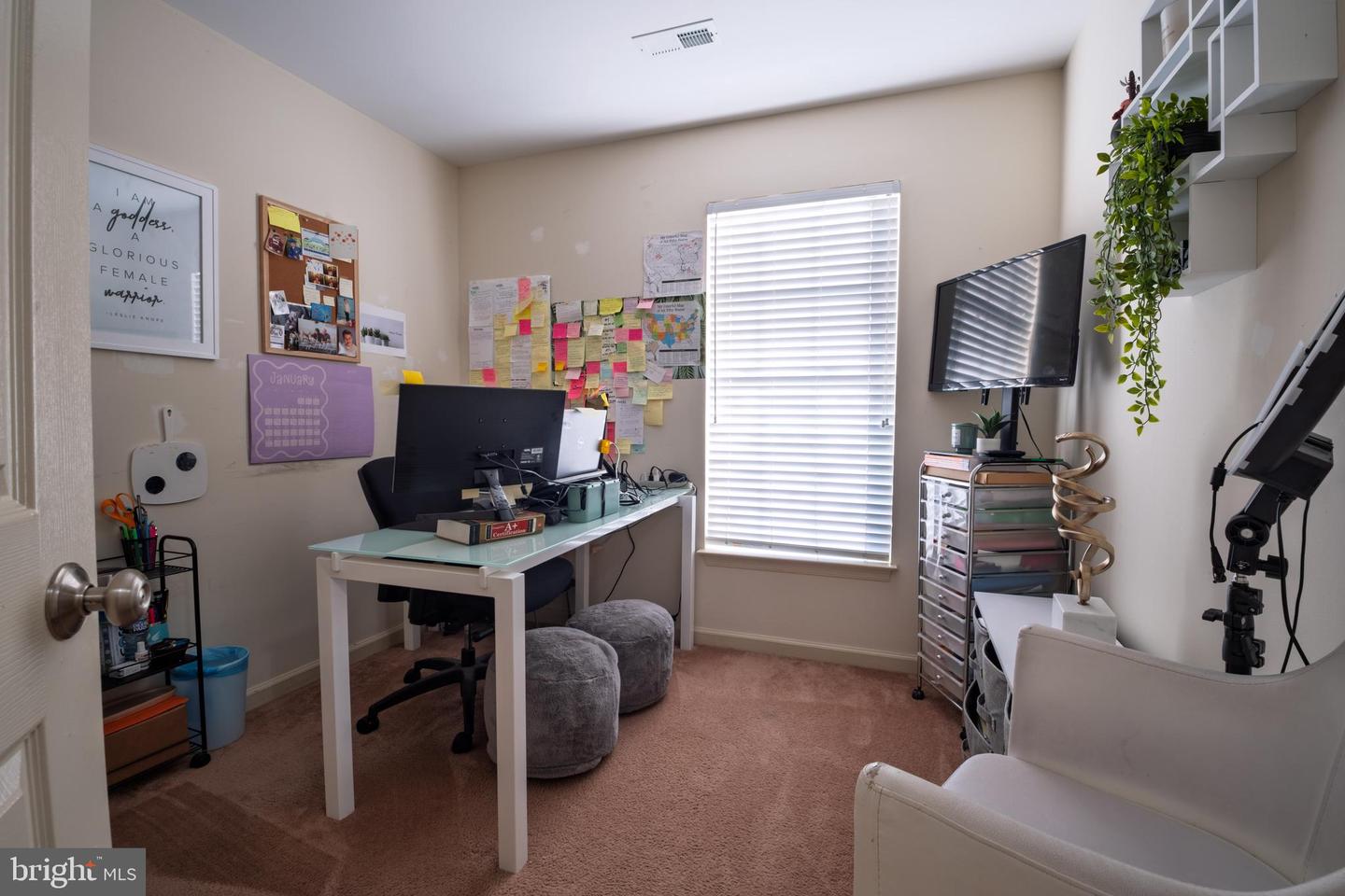 816 FAIRVIEW VILLAGE CT, CULPEPER, Virginia 22701, 3 Bedrooms Bedrooms, 12 Rooms Rooms,3 BathroomsBathrooms,Residential,For sale,816 FAIRVIEW VILLAGE CT,VACU2012358 MLS # VACU2012358