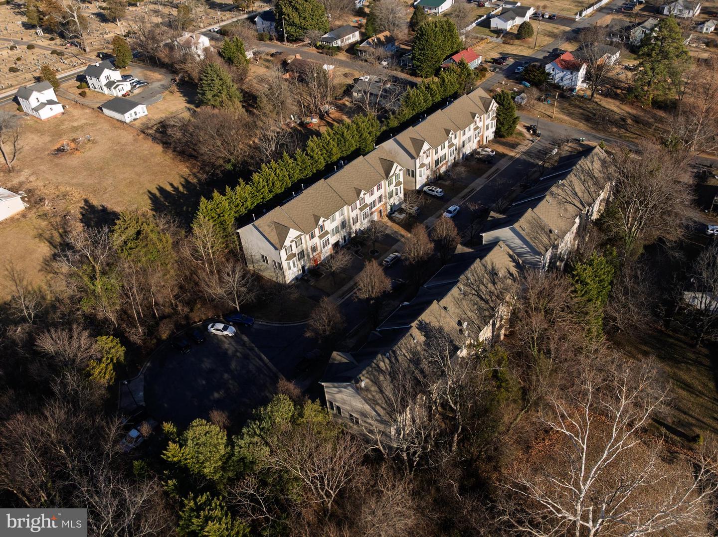 816 FAIRVIEW VILLAGE CT, CULPEPER, Virginia 22701, 3 Bedrooms Bedrooms, 12 Rooms Rooms,3 BathroomsBathrooms,Residential,For sale,816 FAIRVIEW VILLAGE CT,VACU2012358 MLS # VACU2012358