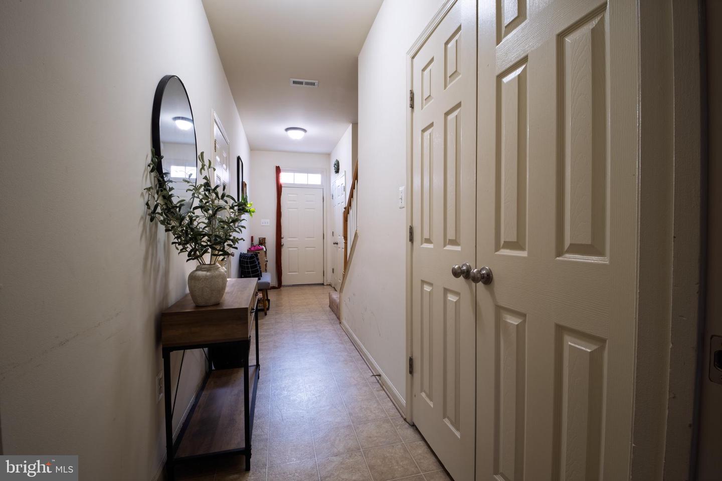 816 FAIRVIEW VILLAGE CT, CULPEPER, Virginia 22701, 3 Bedrooms Bedrooms, 12 Rooms Rooms,3 BathroomsBathrooms,Residential,For sale,816 FAIRVIEW VILLAGE CT,VACU2012358 MLS # VACU2012358