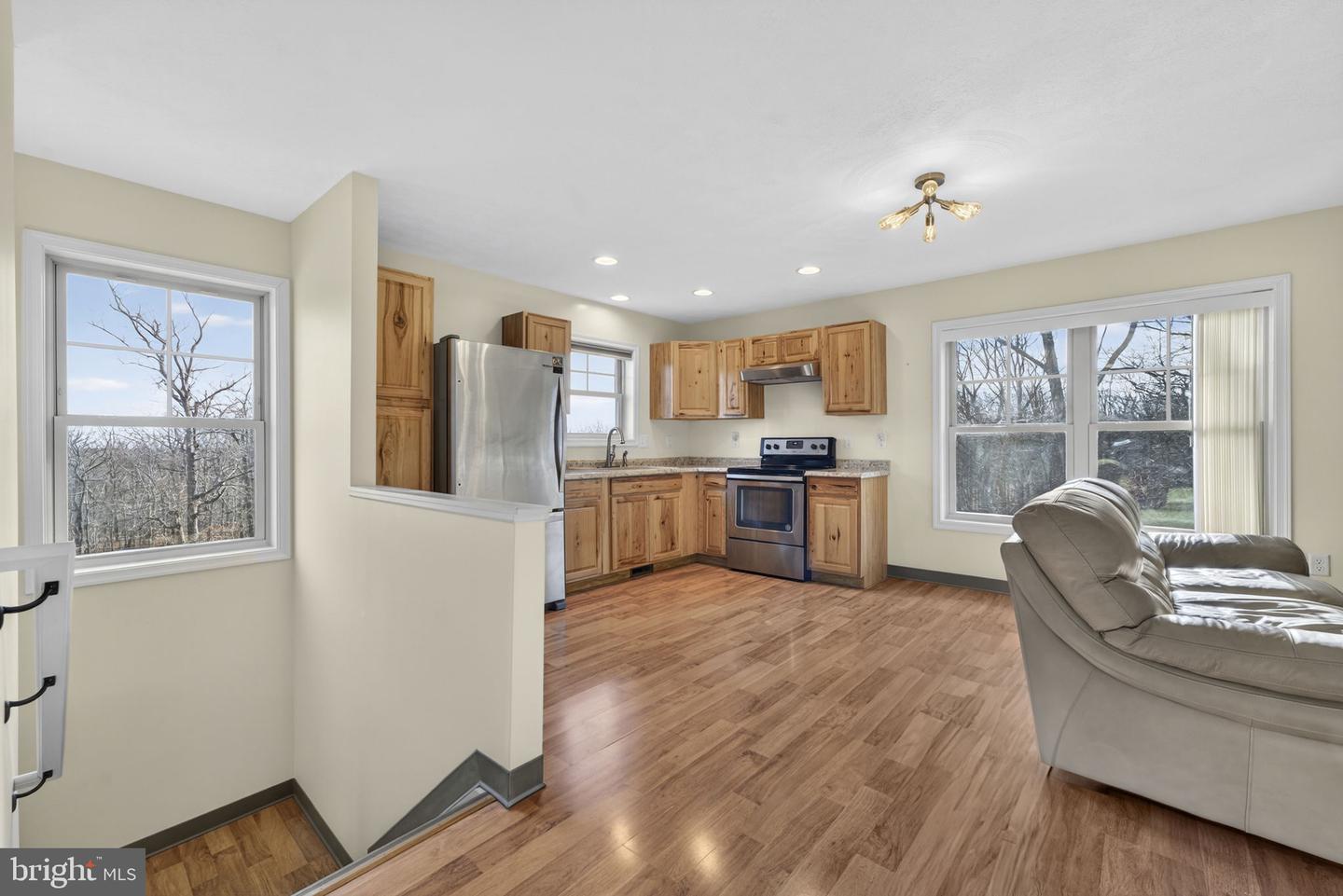 317 CROW DR, WINCHESTER, Virginia 22602, 2 Bedrooms Bedrooms, ,1 BathroomBathrooms,Residential,For sale,317 CROW DR,VAFV2038810 MLS # VAFV2038810