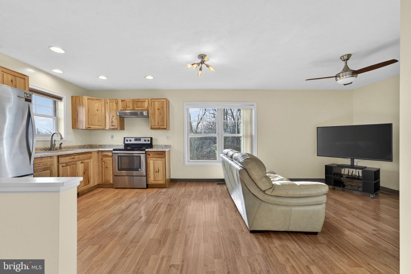 317 CROW DR, WINCHESTER, Virginia 22602, 2 Bedrooms Bedrooms, ,1 BathroomBathrooms,Residential,For sale,317 CROW DR,VAFV2038810 MLS # VAFV2038810