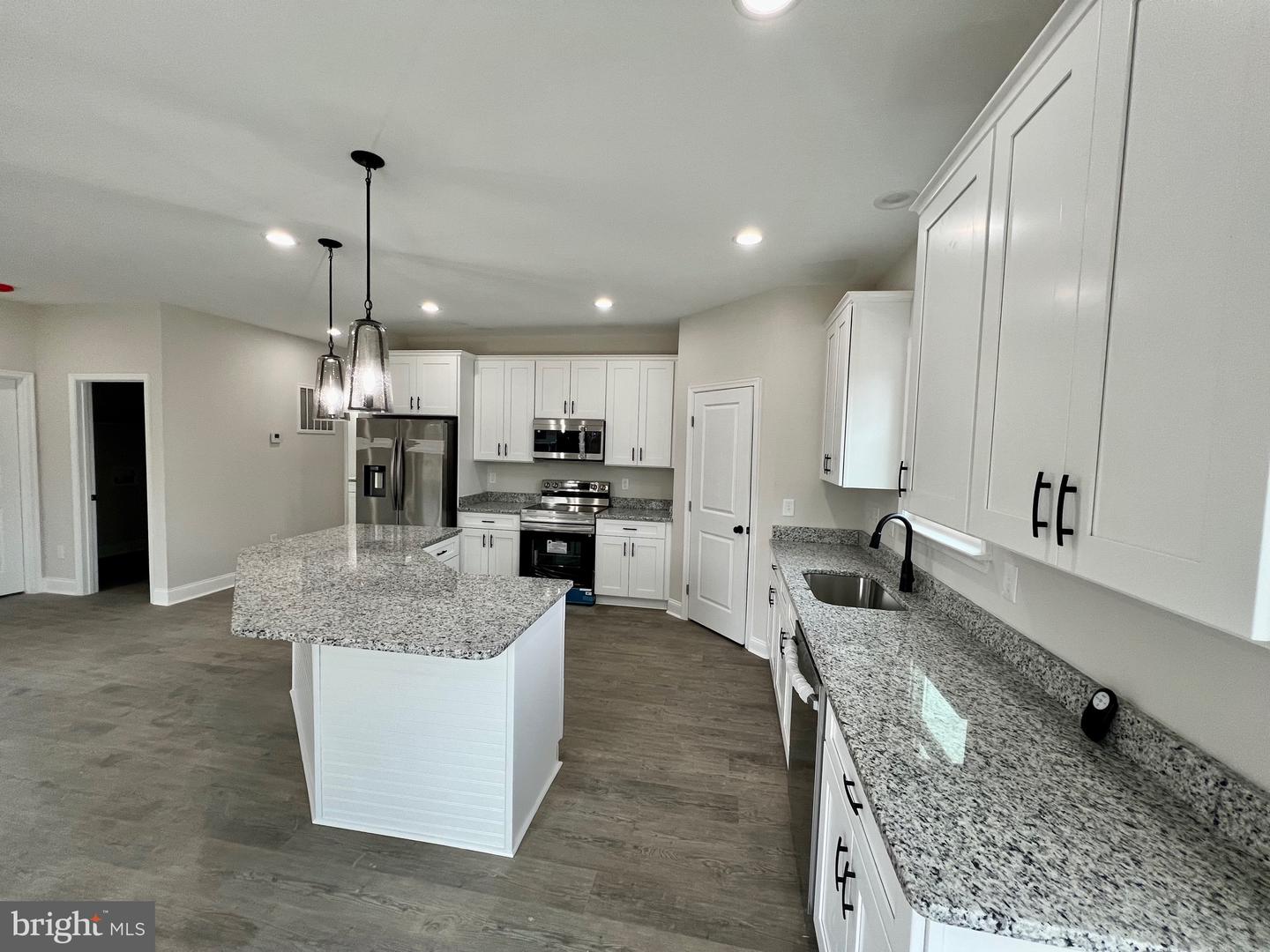 192 WOODMOUNT DR, COLONIAL BEACH, Virginia 22443, 3 Bedrooms Bedrooms, ,3 BathroomsBathrooms,Residential,For sale,192 WOODMOUNT DR,VAWE2010352 MLS # VAWE2010352