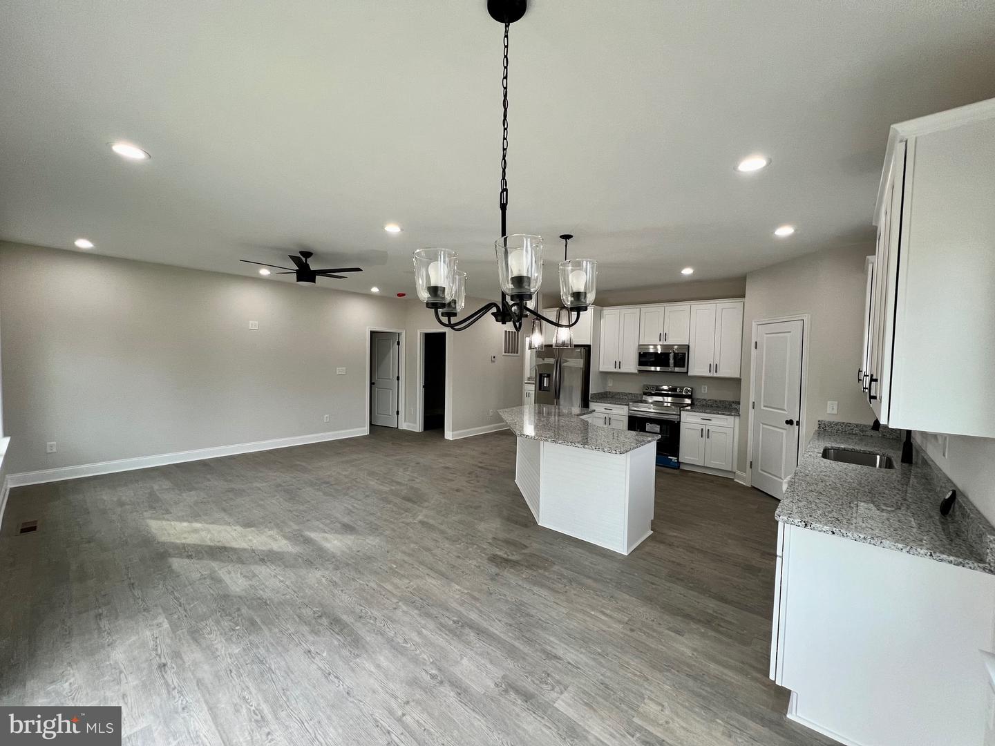 192 WOODMOUNT DR, COLONIAL BEACH, Virginia 22443, 3 Bedrooms Bedrooms, ,3 BathroomsBathrooms,Residential,For sale,192 WOODMOUNT DR,VAWE2010352 MLS # VAWE2010352