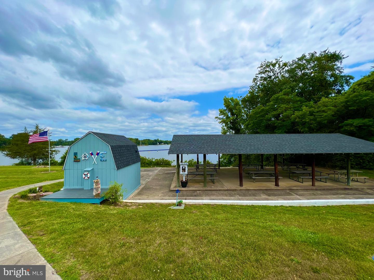 192 WOODMOUNT DR, COLONIAL BEACH, Virginia 22443, 3 Bedrooms Bedrooms, ,3 BathroomsBathrooms,Residential,For sale,192 WOODMOUNT DR,VAWE2010352 MLS # VAWE2010352