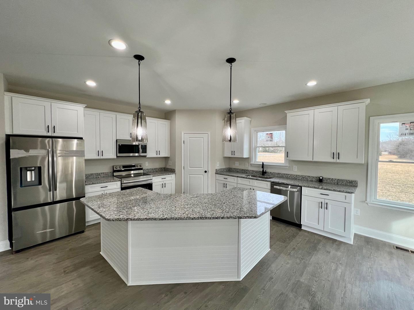 192 WOODMOUNT DR, COLONIAL BEACH, Virginia 22443, 3 Bedrooms Bedrooms, ,3 BathroomsBathrooms,Residential,For sale,192 WOODMOUNT DR,VAWE2010352 MLS # VAWE2010352