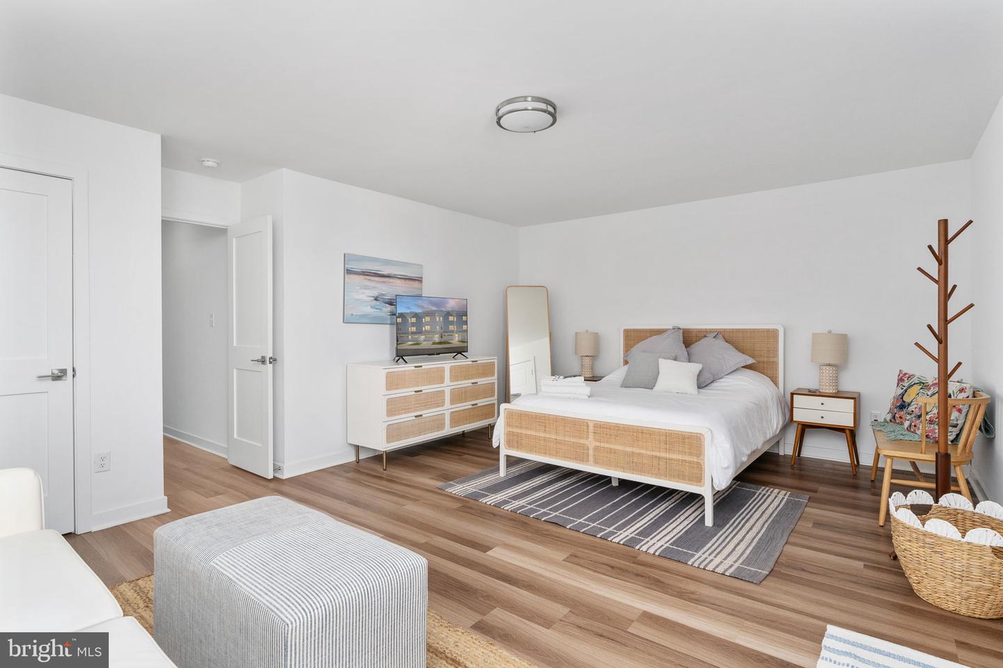 308 DOUGLAS AVE, COLONIAL BEACH, Virginia 22443, 4 Bedrooms Bedrooms, ,3 BathroomsBathrooms,Residential,For sale,308 DOUGLAS AVE,VAWE2010358 MLS # VAWE2010358