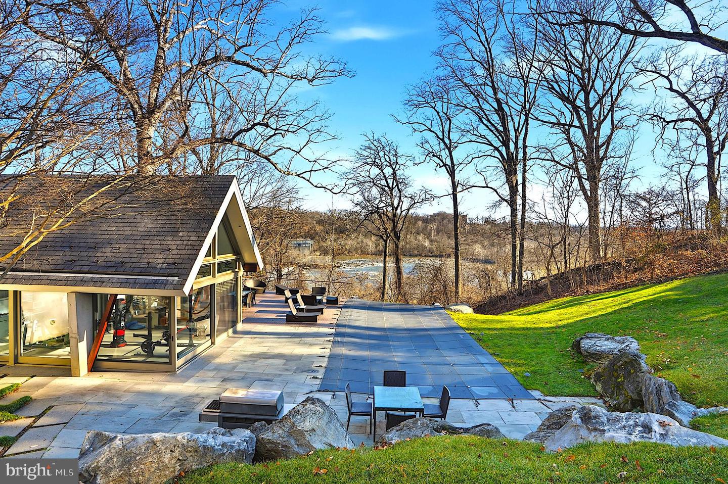 1100 CREST LANE, MCLEAN, Virginia 22101, 8 Bedrooms Bedrooms, ,7 BathroomsBathrooms,Residential,For sale,1100 CREST LANE,VAFX2285202 MLS # VAFX2285202