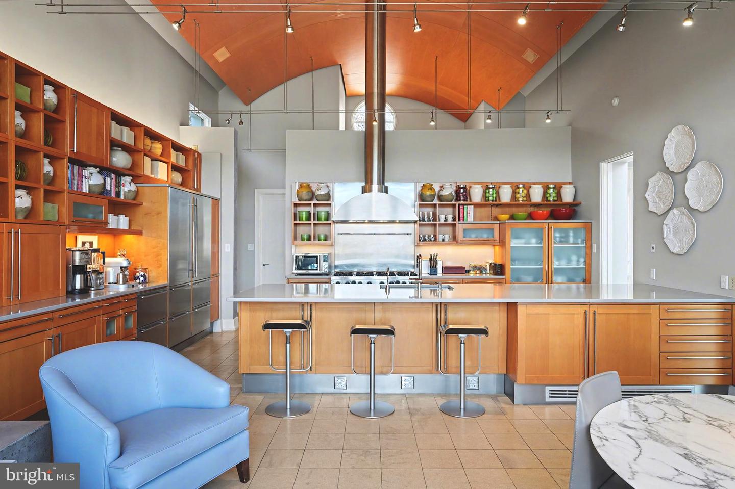 1100 CREST LANE, MCLEAN, Virginia 22101, 8 Bedrooms Bedrooms, ,7 BathroomsBathrooms,Residential,For sale,1100 CREST LANE,VAFX2285202 MLS # VAFX2285202