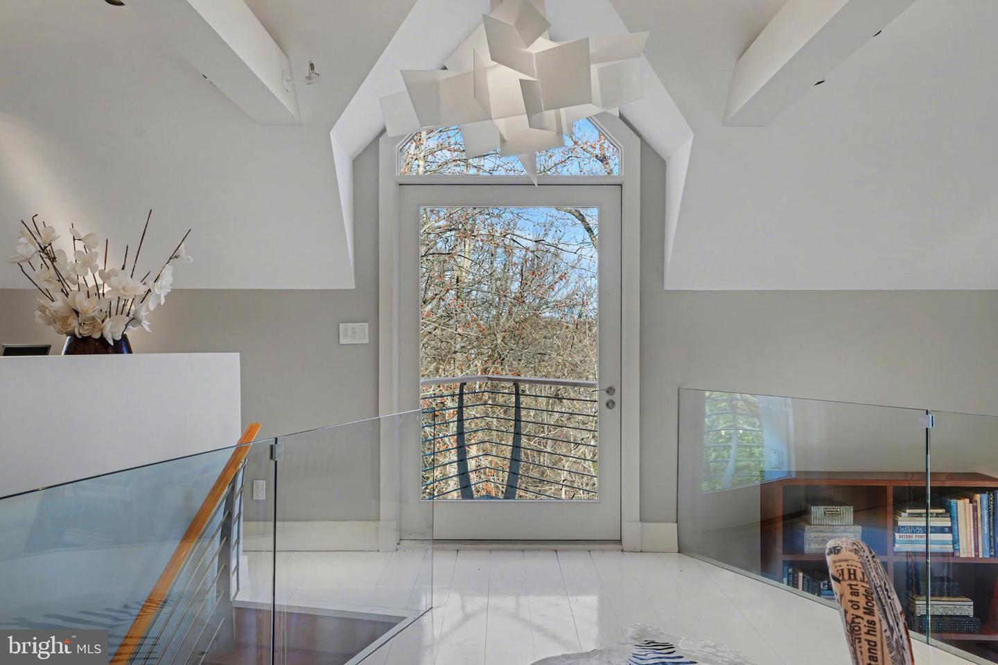 1100 CREST LANE, MCLEAN, Virginia 22101, 8 Bedrooms Bedrooms, ,7 BathroomsBathrooms,Residential,For sale,1100 CREST LANE,VAFX2285202 MLS # VAFX2285202