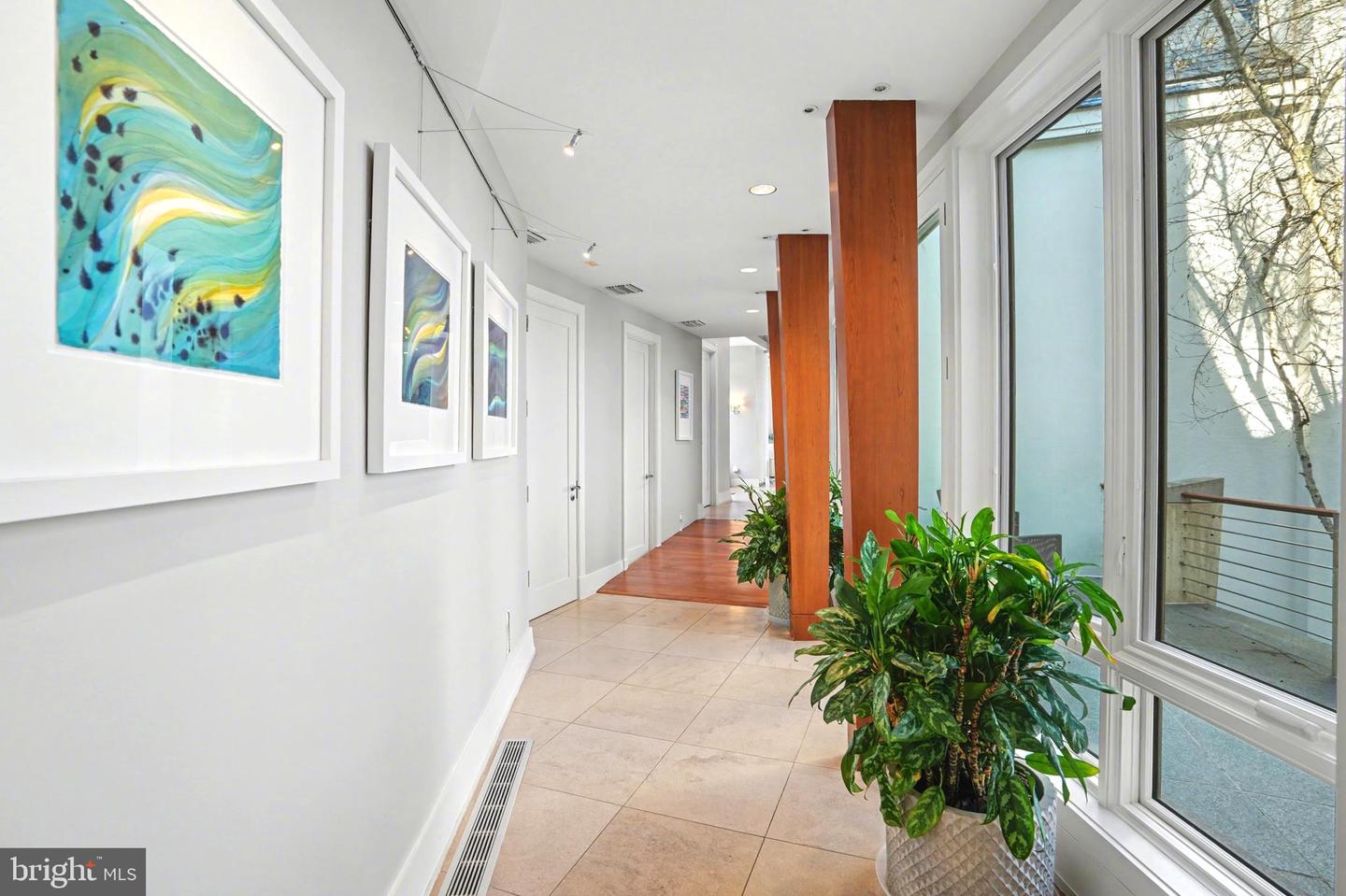 1100 CREST LANE, MCLEAN, Virginia 22101, 8 Bedrooms Bedrooms, ,7 BathroomsBathrooms,Residential,For sale,1100 CREST LANE,VAFX2285202 MLS # VAFX2285202