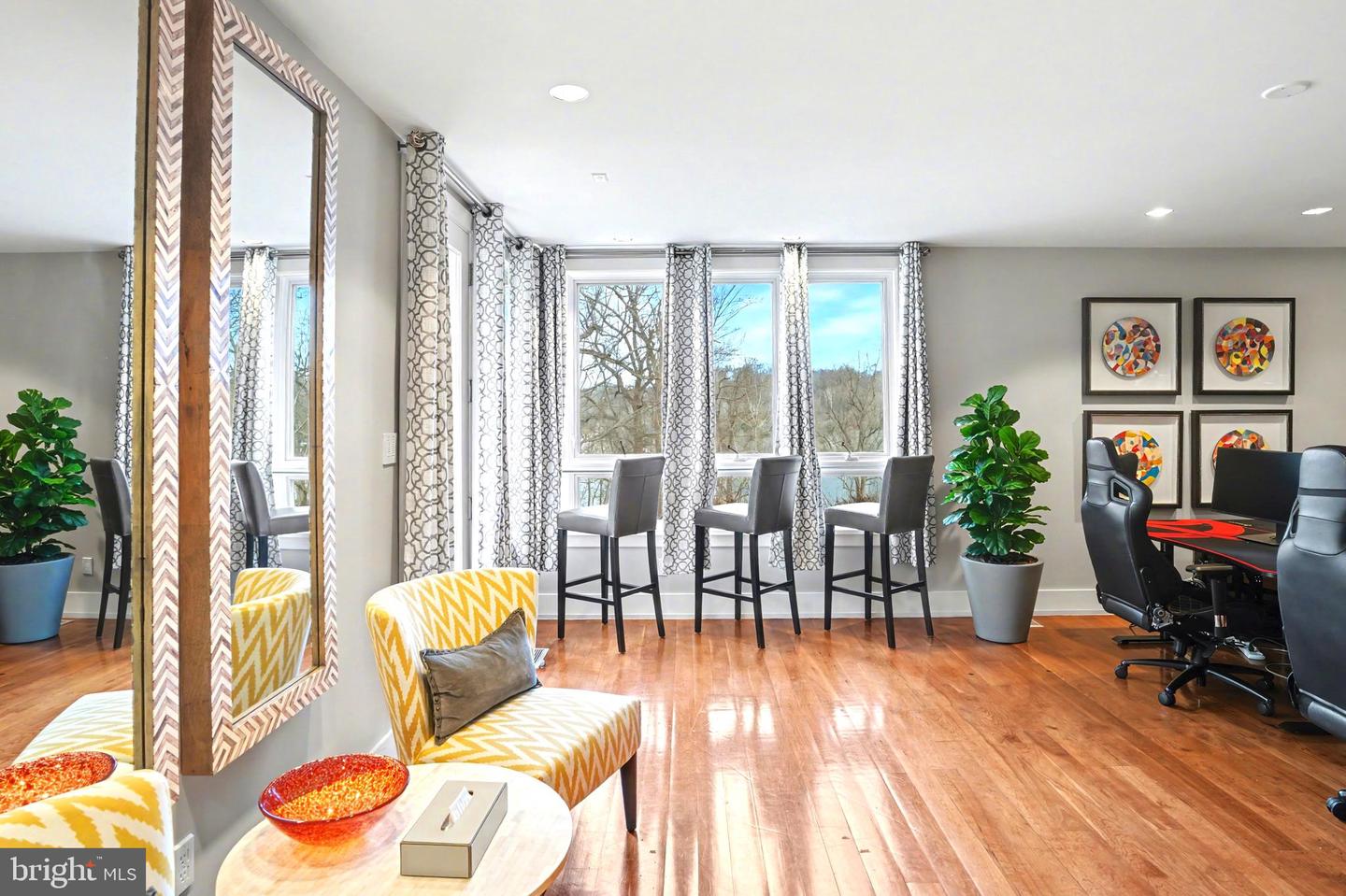 1100 CREST LANE, MCLEAN, Virginia 22101, 8 Bedrooms Bedrooms, ,7 BathroomsBathrooms,Residential,For sale,1100 CREST LANE,VAFX2285202 MLS # VAFX2285202