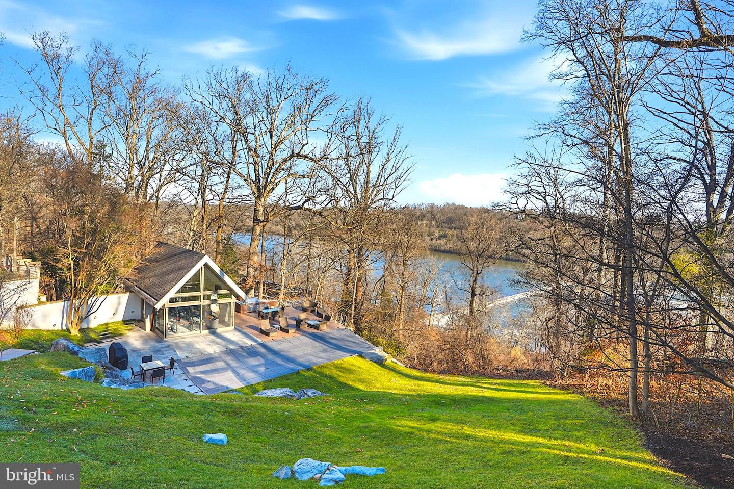 1100 CREST LANE, MCLEAN, Virginia 22101, 8 Bedrooms Bedrooms, ,7 BathroomsBathrooms,Residential,For sale,1100 CREST LANE,VAFX2285202 MLS # VAFX2285202