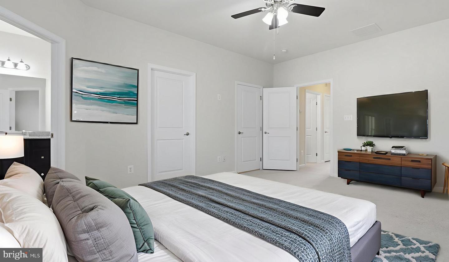 12690 LAKESIDE CT, WOODBRIDGE, Virginia 22192, 3 Bedrooms Bedrooms, ,3 BathroomsBathrooms,Residential,For sale,12690 LAKESIDE CT,VAPW2110396 MLS # VAPW2110396