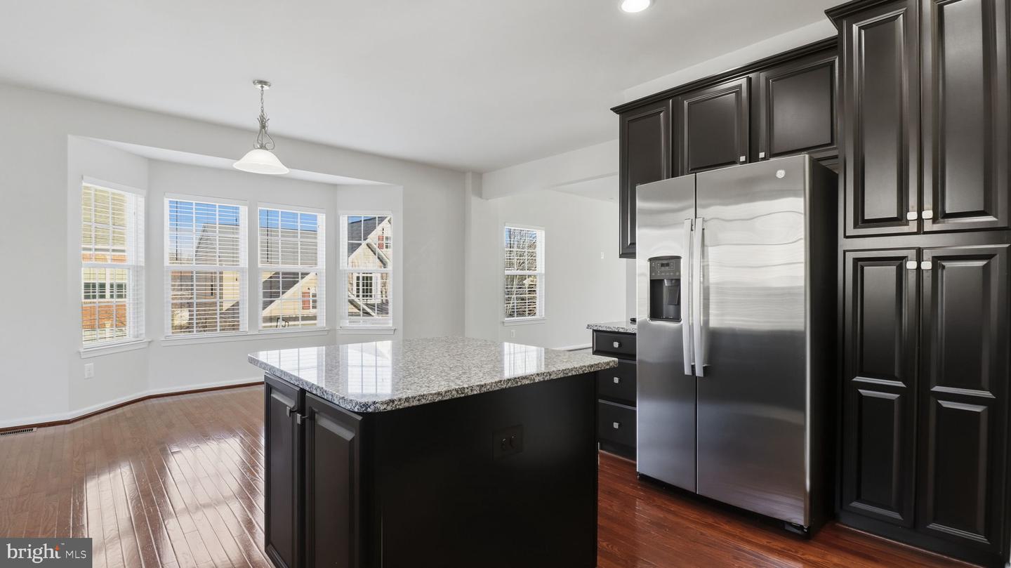 12690 LAKESIDE CT, WOODBRIDGE, Virginia 22192, 3 Bedrooms Bedrooms, ,3 BathroomsBathrooms,Residential,For sale,12690 LAKESIDE CT,VAPW2110396 MLS # VAPW2110396