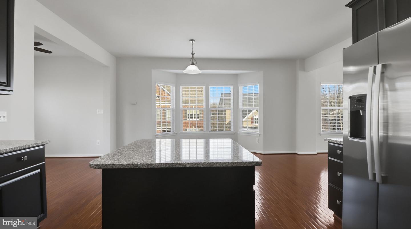 12690 LAKESIDE CT, WOODBRIDGE, Virginia 22192, 3 Bedrooms Bedrooms, ,3 BathroomsBathrooms,Residential,For sale,12690 LAKESIDE CT,VAPW2110396 MLS # VAPW2110396