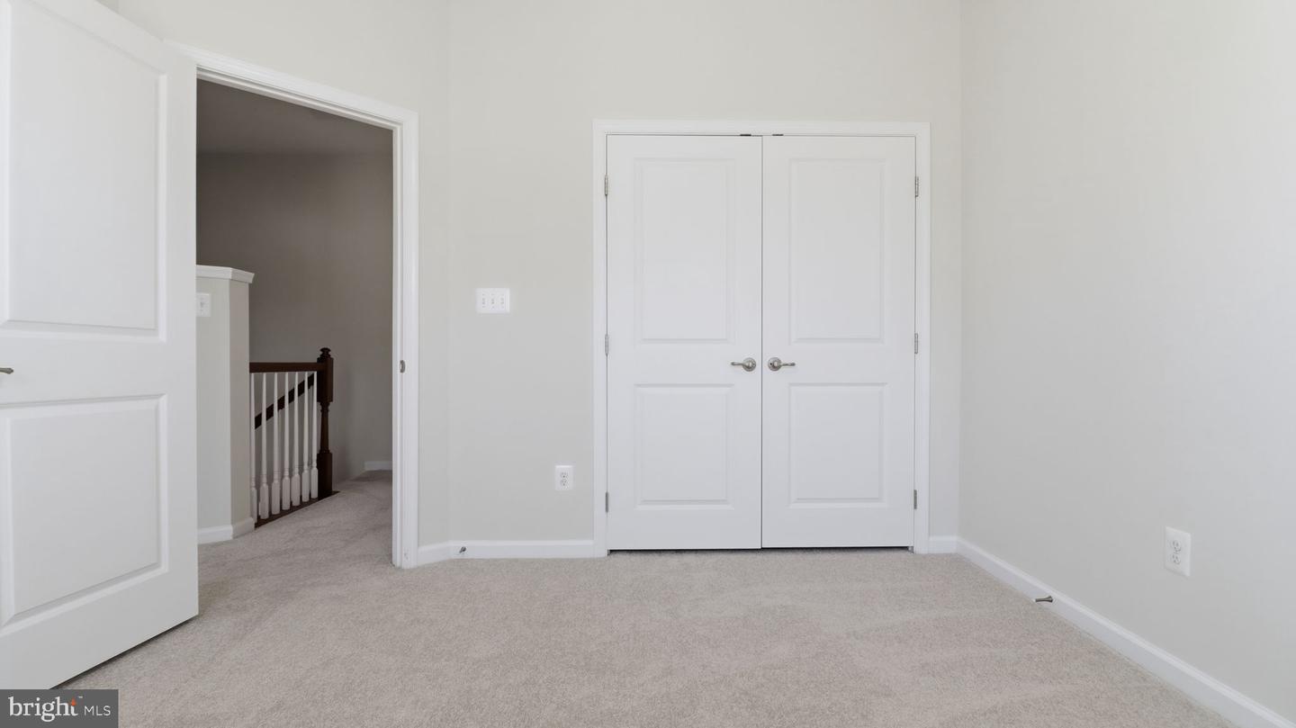 12690 LAKESIDE CT, WOODBRIDGE, Virginia 22192, 3 Bedrooms Bedrooms, ,3 BathroomsBathrooms,Residential,For sale,12690 LAKESIDE CT,VAPW2110396 MLS # VAPW2110396