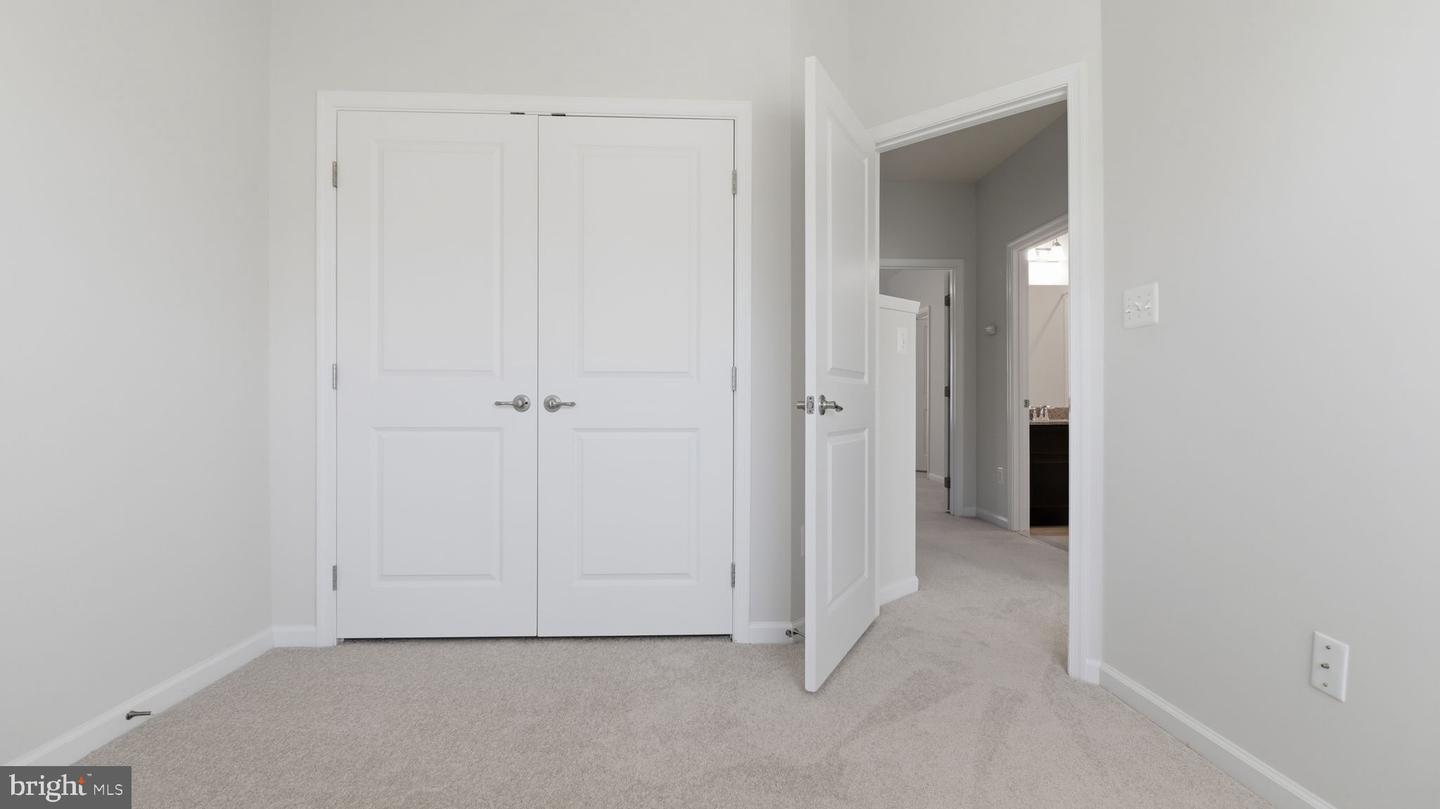 12690 LAKESIDE CT, WOODBRIDGE, Virginia 22192, 3 Bedrooms Bedrooms, ,3 BathroomsBathrooms,Residential,For sale,12690 LAKESIDE CT,VAPW2110396 MLS # VAPW2110396