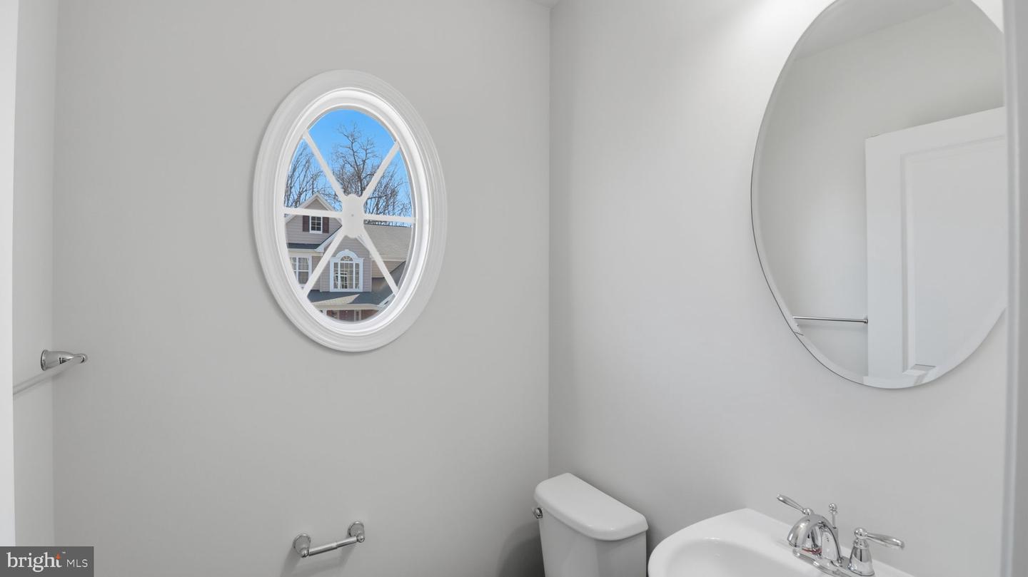 12690 LAKESIDE CT, WOODBRIDGE, Virginia 22192, 3 Bedrooms Bedrooms, ,3 BathroomsBathrooms,Residential,For sale,12690 LAKESIDE CT,VAPW2110396 MLS # VAPW2110396