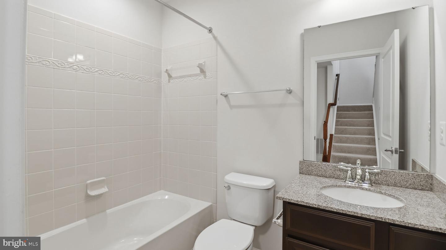 12690 LAKESIDE CT, WOODBRIDGE, Virginia 22192, 3 Bedrooms Bedrooms, ,3 BathroomsBathrooms,Residential,For sale,12690 LAKESIDE CT,VAPW2110396 MLS # VAPW2110396