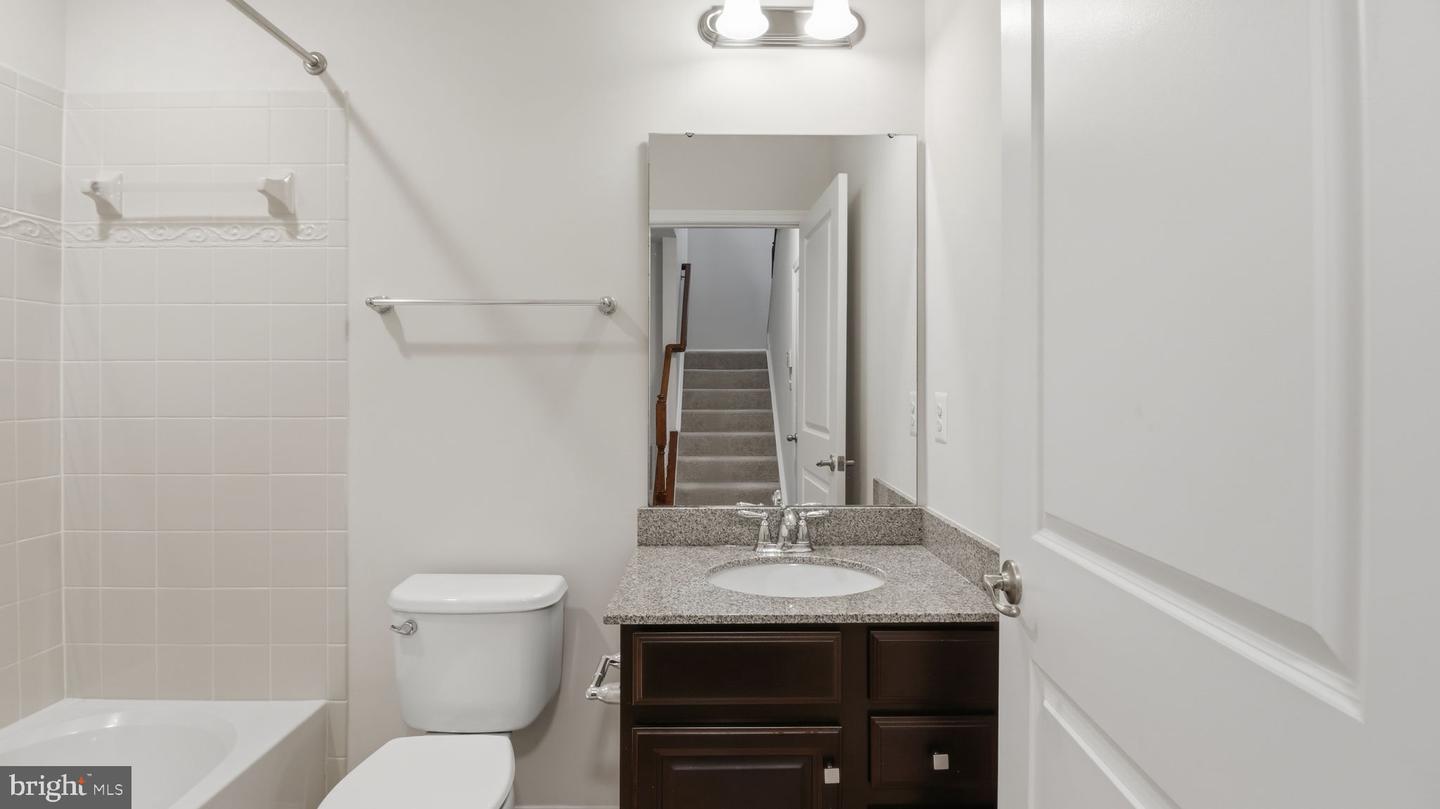 12690 LAKESIDE CT, WOODBRIDGE, Virginia 22192, 3 Bedrooms Bedrooms, ,3 BathroomsBathrooms,Residential,For sale,12690 LAKESIDE CT,VAPW2110396 MLS # VAPW2110396