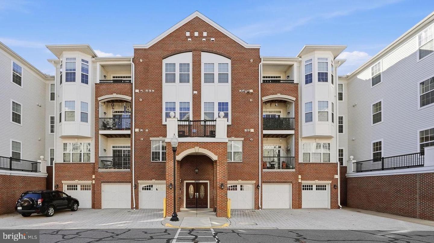 9202 CHARLESTON DR #406, MANASSAS, Virginia 20110, 2 Bedrooms Bedrooms, ,2 BathroomsBathrooms,Residential,For sale,9202 CHARLESTON DR #406,VAMN2009938 MLS # VAMN2009938