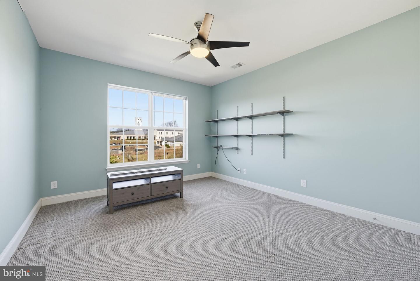 9202 CHARLESTON DR #406, MANASSAS, Virginia 20110, 2 Bedrooms Bedrooms, ,2 BathroomsBathrooms,Residential,For sale,9202 CHARLESTON DR #406,VAMN2009938 MLS # VAMN2009938