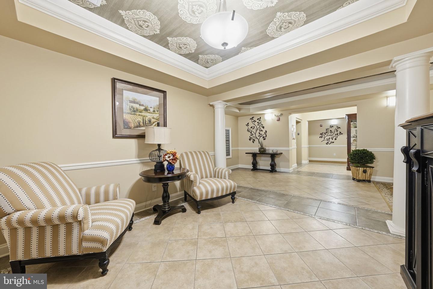 9202 CHARLESTON DR #406, MANASSAS, Virginia 20110, 2 Bedrooms Bedrooms, ,2 BathroomsBathrooms,Residential,For sale,9202 CHARLESTON DR #406,VAMN2009938 MLS # VAMN2009938