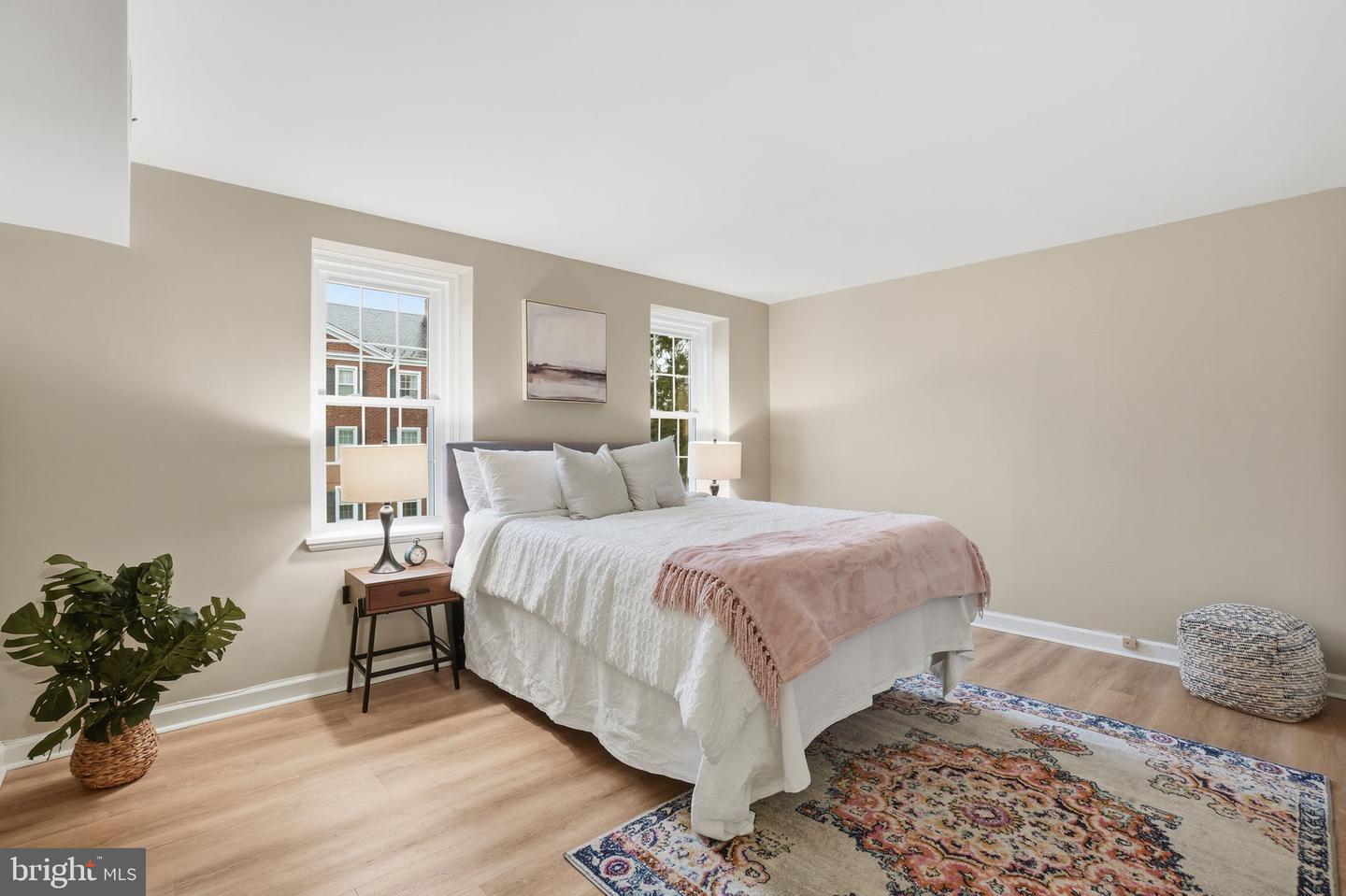 3059 S BUCHANAN ST #B1, ARLINGTON, Virginia 22206, 2 Bedrooms Bedrooms, ,1 BathroomBathrooms,Residential,For sale,3059 S BUCHANAN ST #B1,VAAR2067662 MLS # VAAR2067662