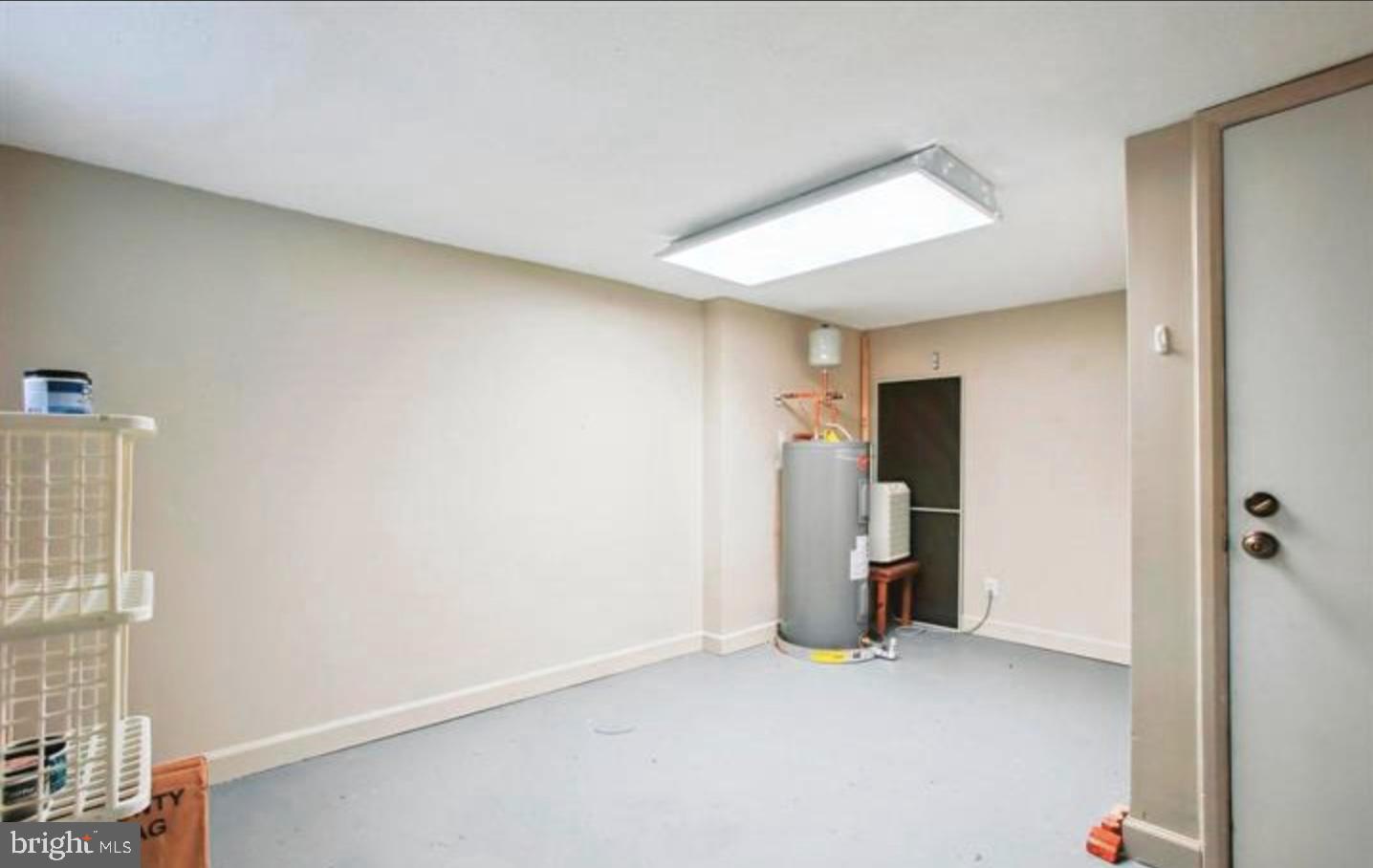 3059 S BUCHANAN ST #B1, ARLINGTON, Virginia 22206, 2 Bedrooms Bedrooms, ,1 BathroomBathrooms,Residential,For sale,3059 S BUCHANAN ST #B1,VAAR2067662 MLS # VAAR2067662