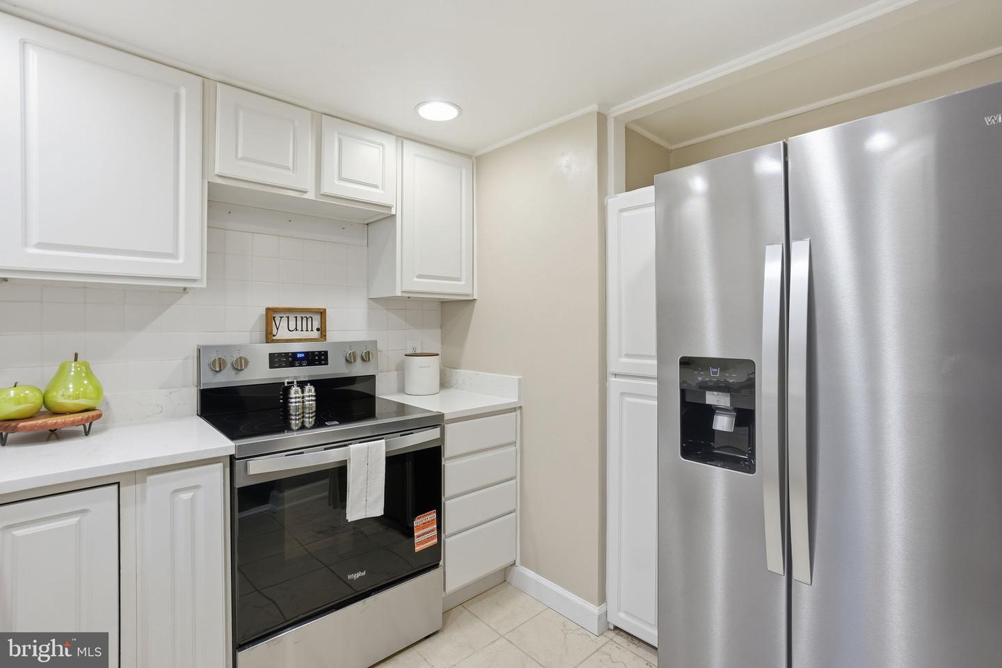 3059 S BUCHANAN ST #B1, ARLINGTON, Virginia 22206, 2 Bedrooms Bedrooms, ,1 BathroomBathrooms,Residential,For sale,3059 S BUCHANAN ST #B1,VAAR2067662 MLS # VAAR2067662