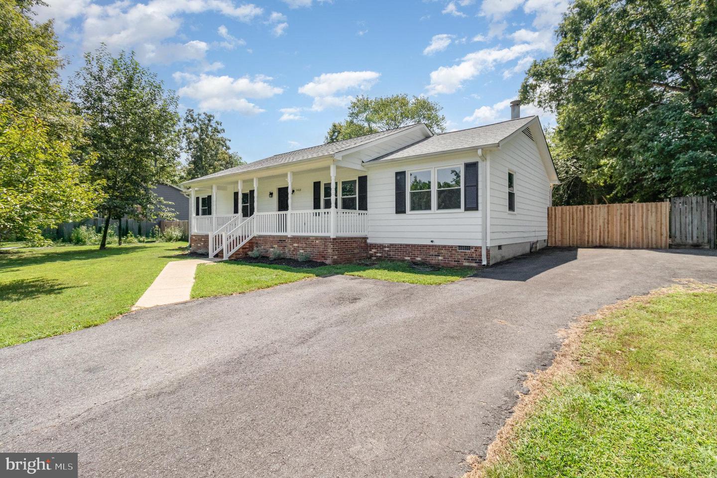 5408 LEE WHITE LN, FREDERICKSBURG, Virginia 22407, 3 Bedrooms Bedrooms, 5 Rooms Rooms,2 BathroomsBathrooms,Residential,For sale,5408 LEE WHITE LN,VASP2038584 MLS # VASP2038584